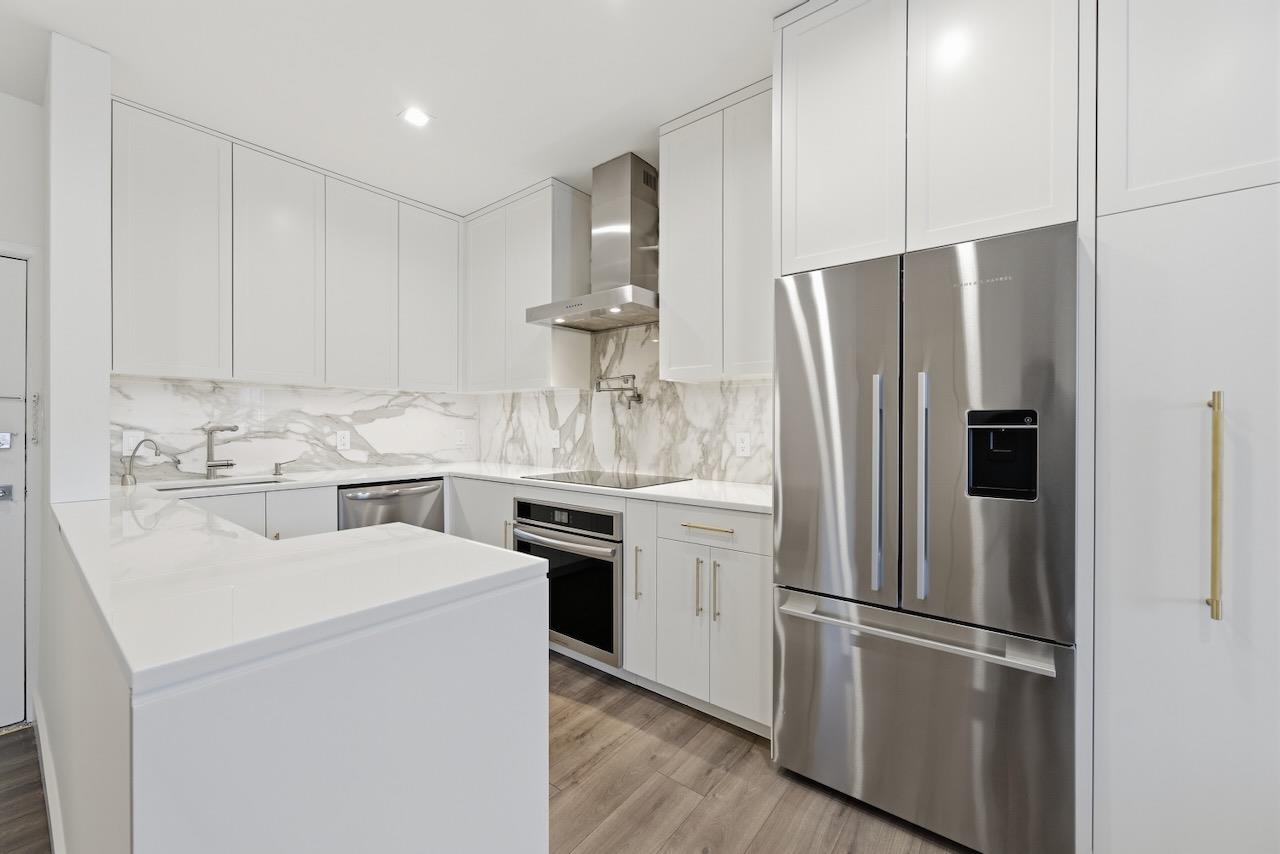 43-49 VAN WAGENEN AVE Unit: 4A