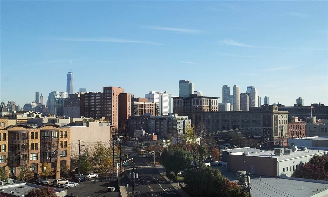 100 MARSHALL ST Unit: 405