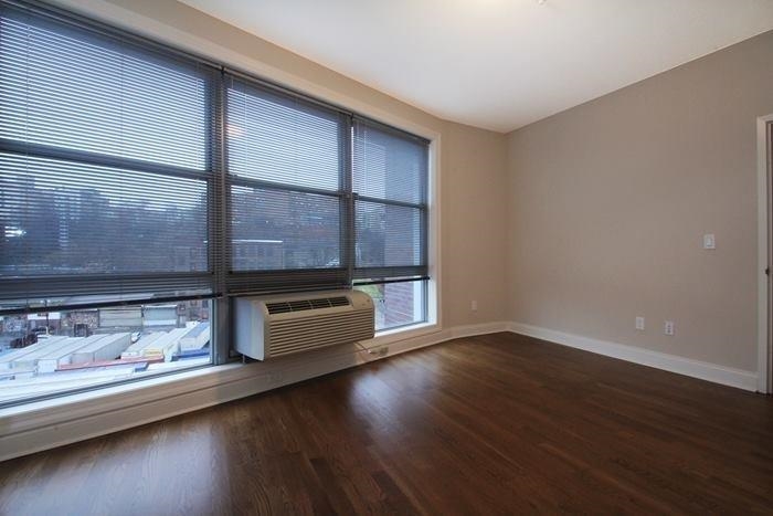 100 MARSHALL ST Unit: 405