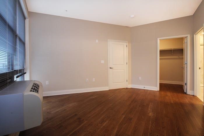 100 MARSHALL ST Unit: 405