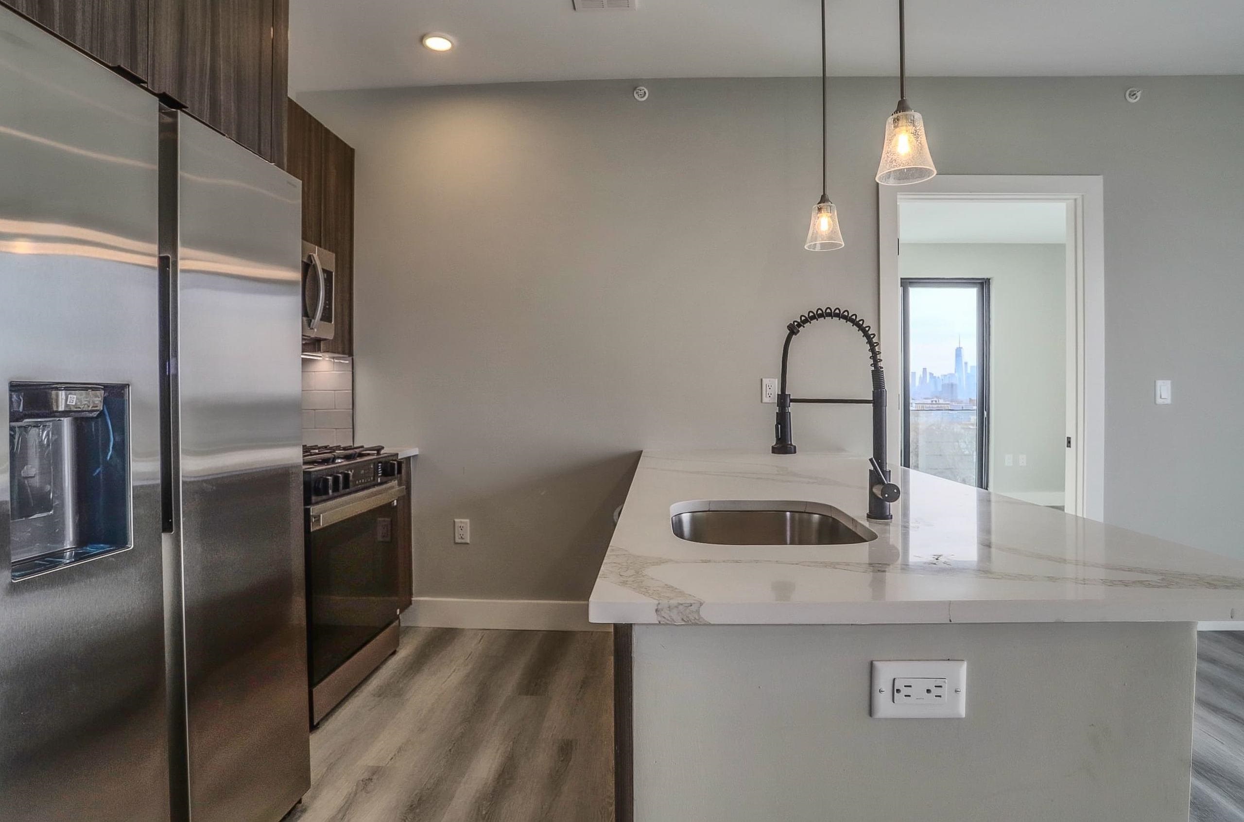 3516 JOHN F KENNEDY BLVD Unit: 404