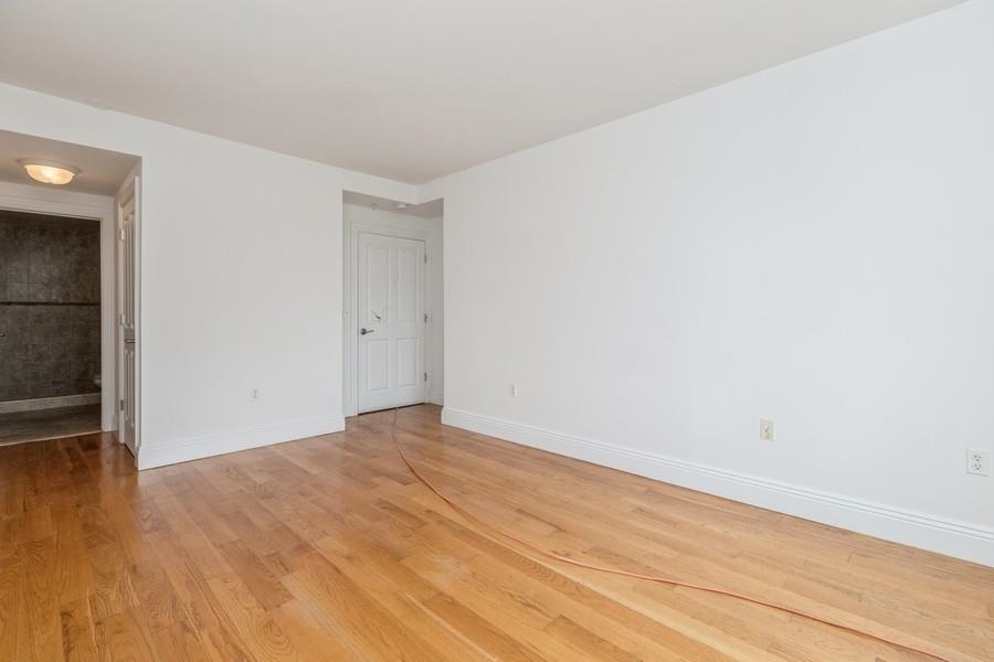 125 43RD ST Unit: 503