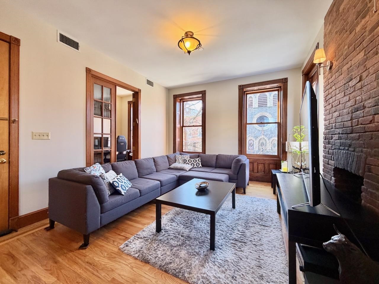 448 JERSEY AVE Unit: 3