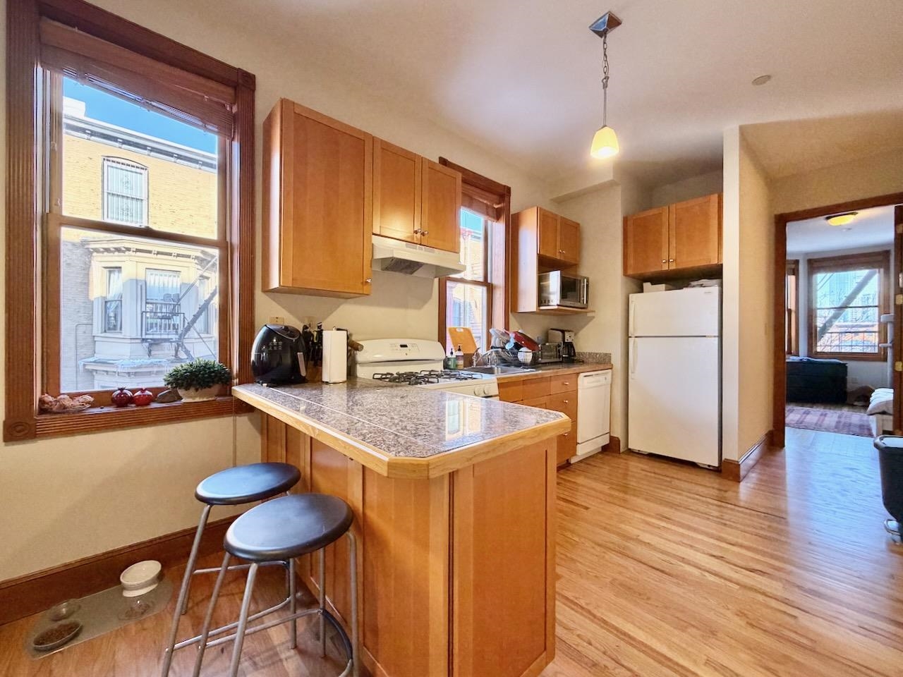 448 JERSEY AVE Unit: 3