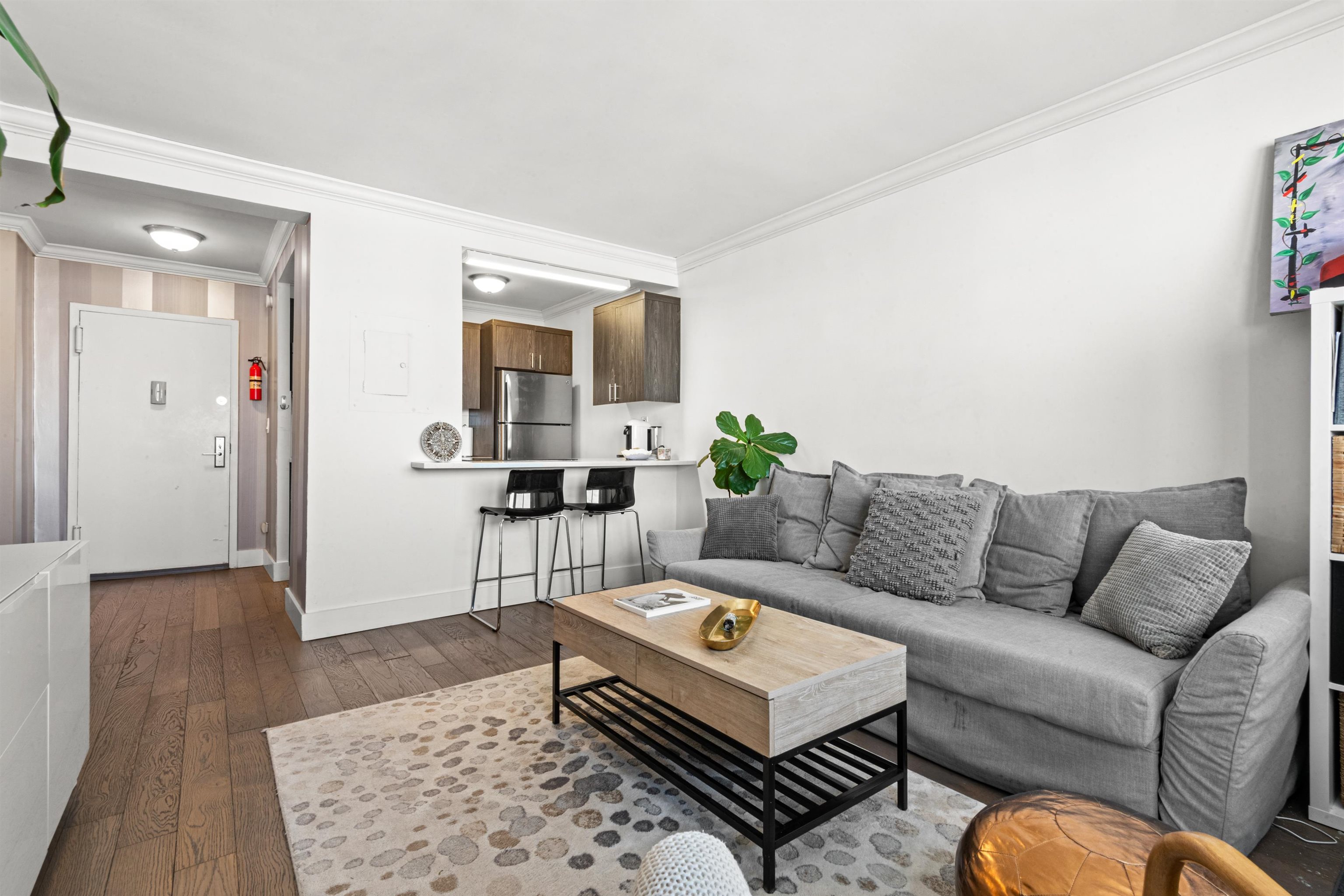 100 MANHATTAN AVE Unit: 1701