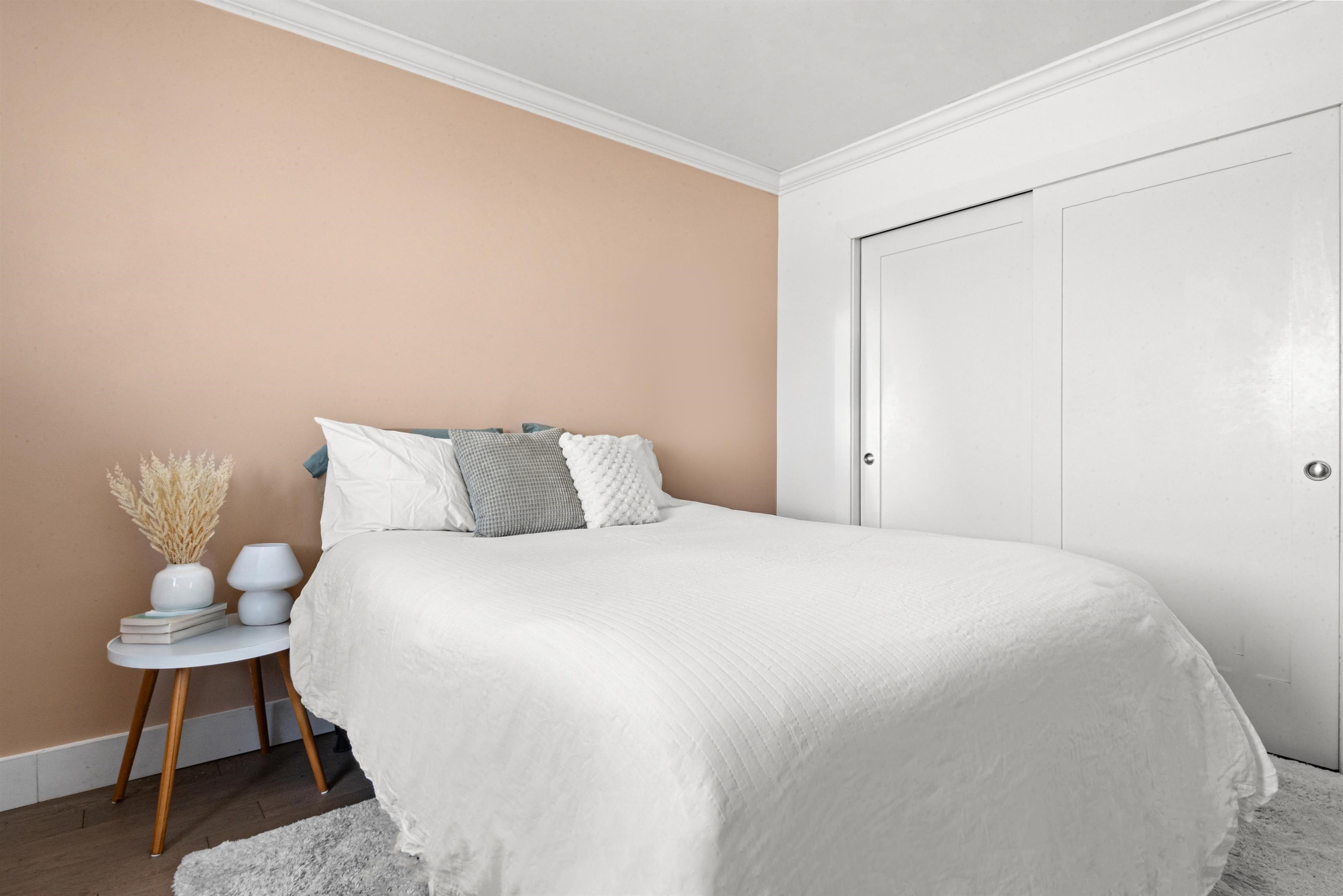 100 MANHATTAN AVE Unit: 1701