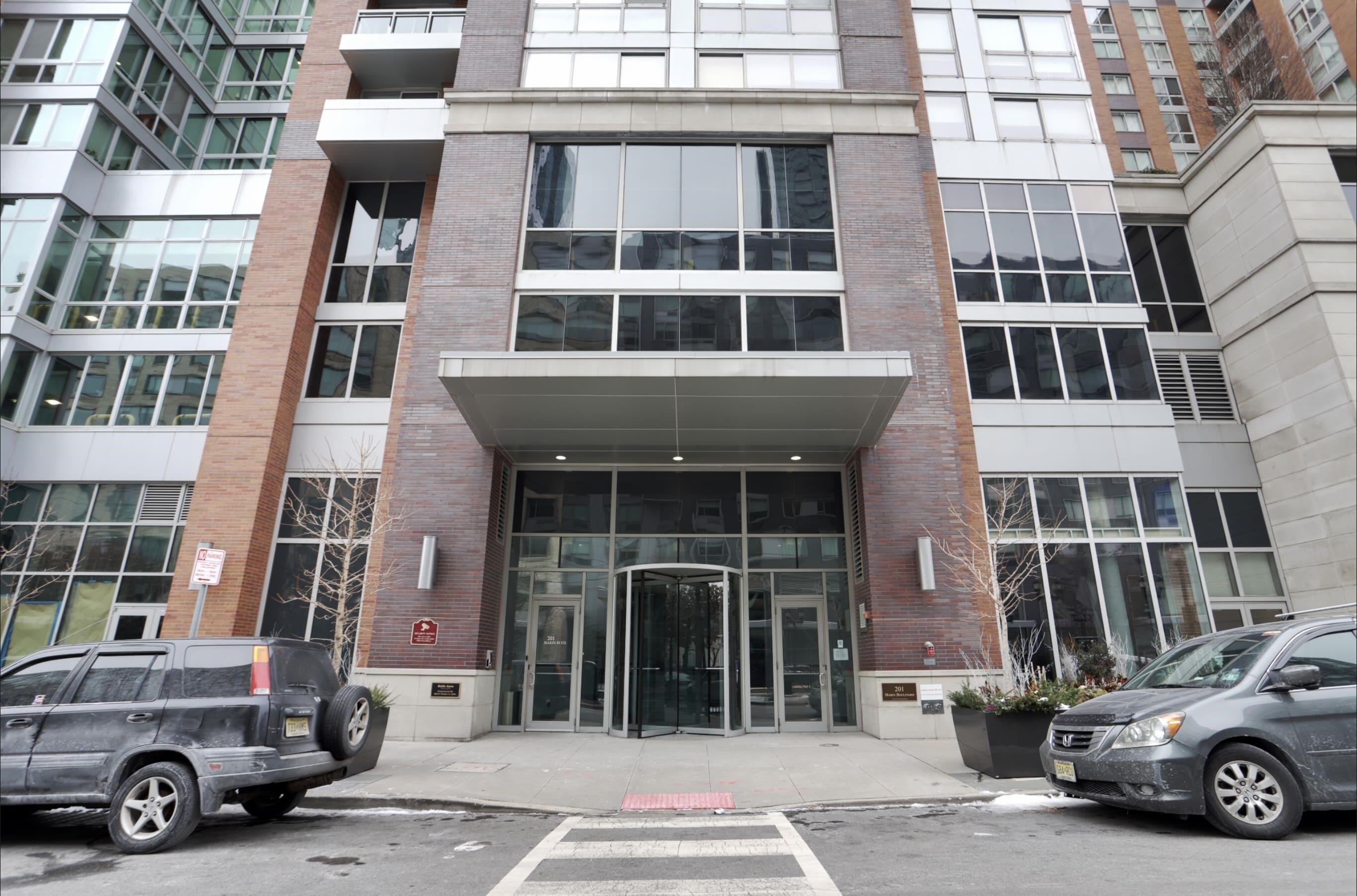 201 LUIS M MARIN BLVD Unit: 1221