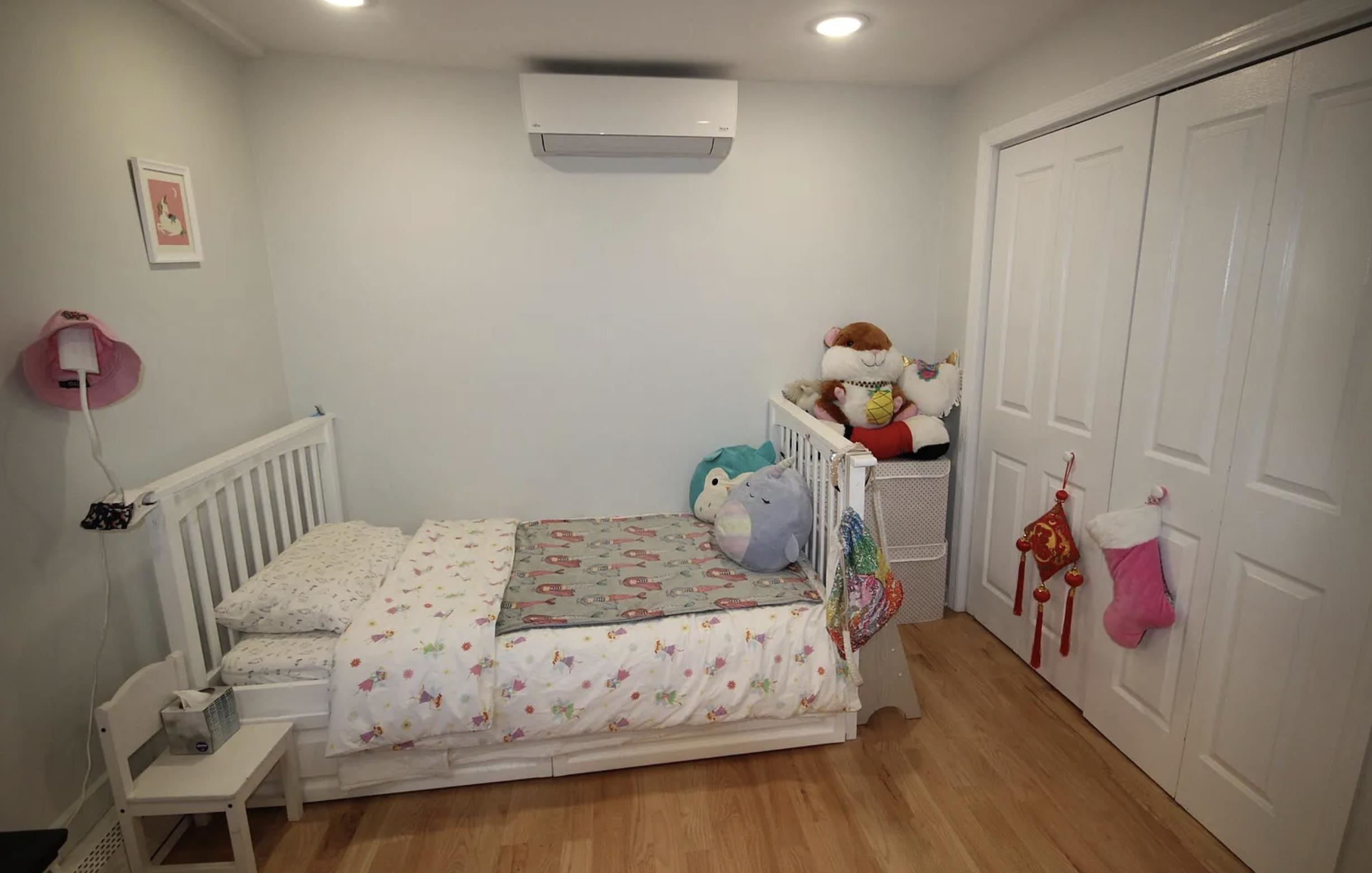 422 HUDSON ST Unit: 1