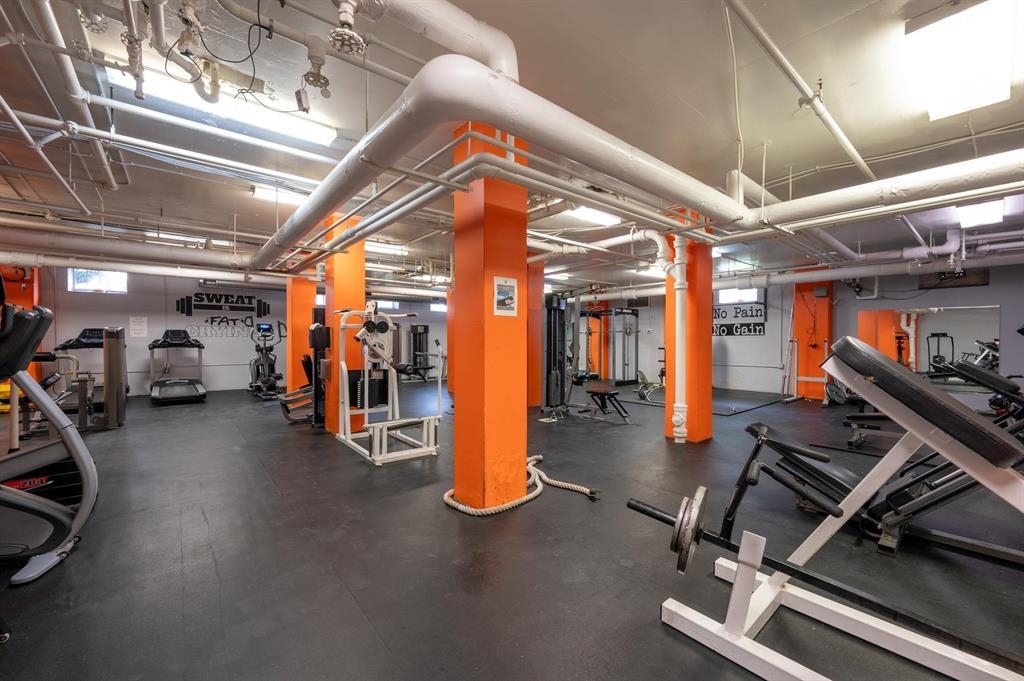 201 ST PAULS AVE Unit: 8F