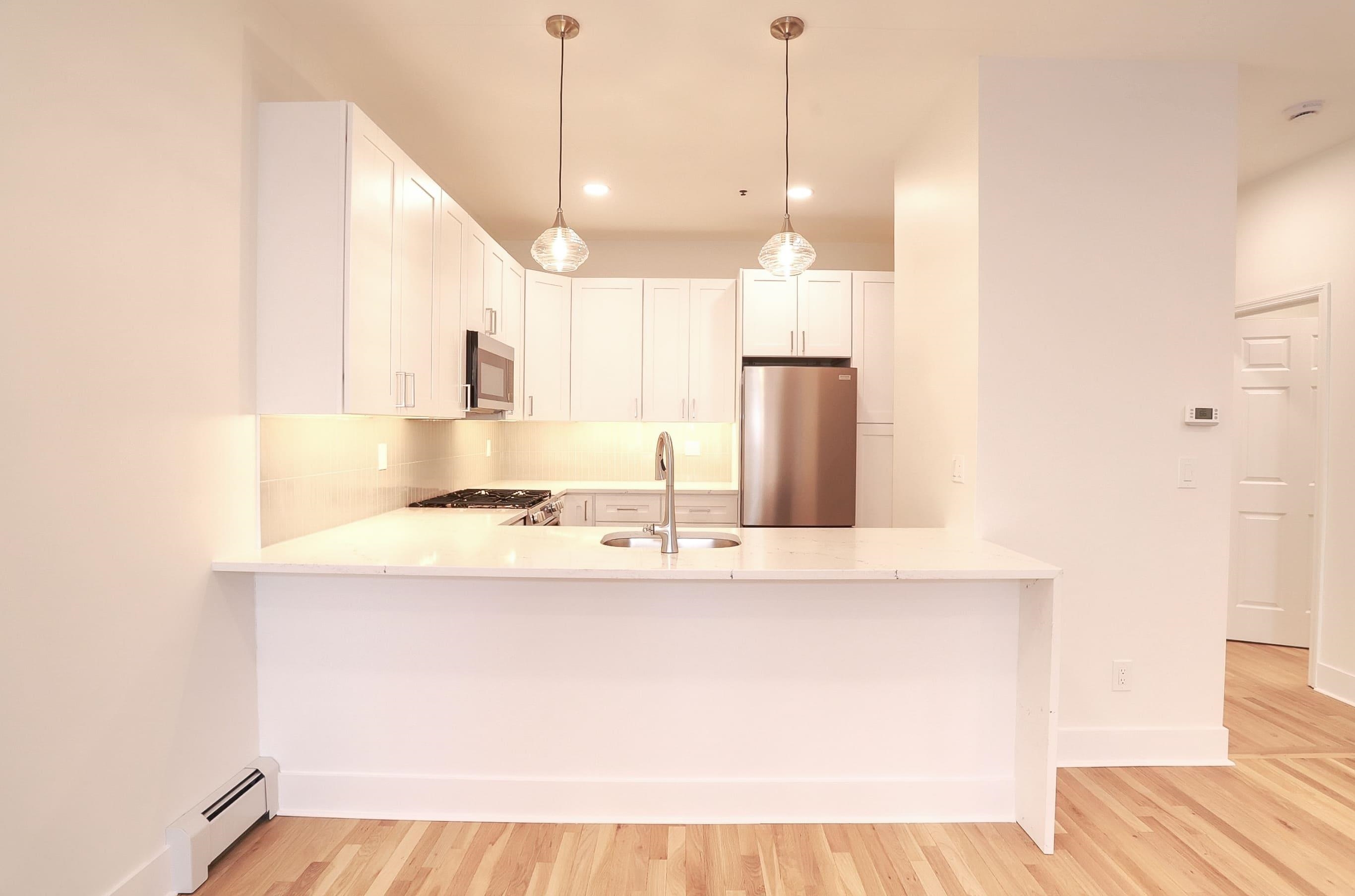 1115 WILLOW AVE Unit: 111