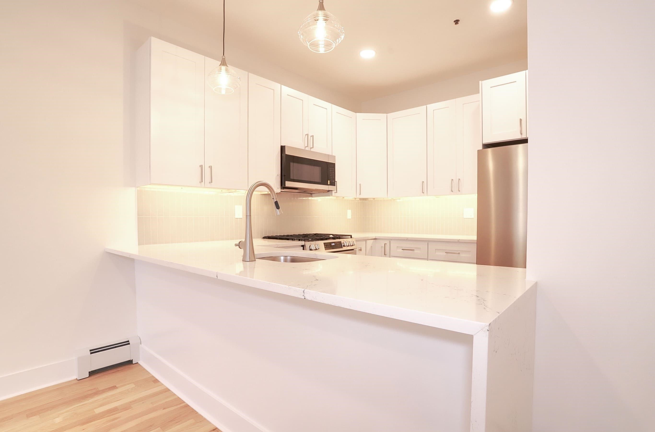 1115 WILLOW AVE Unit: 111