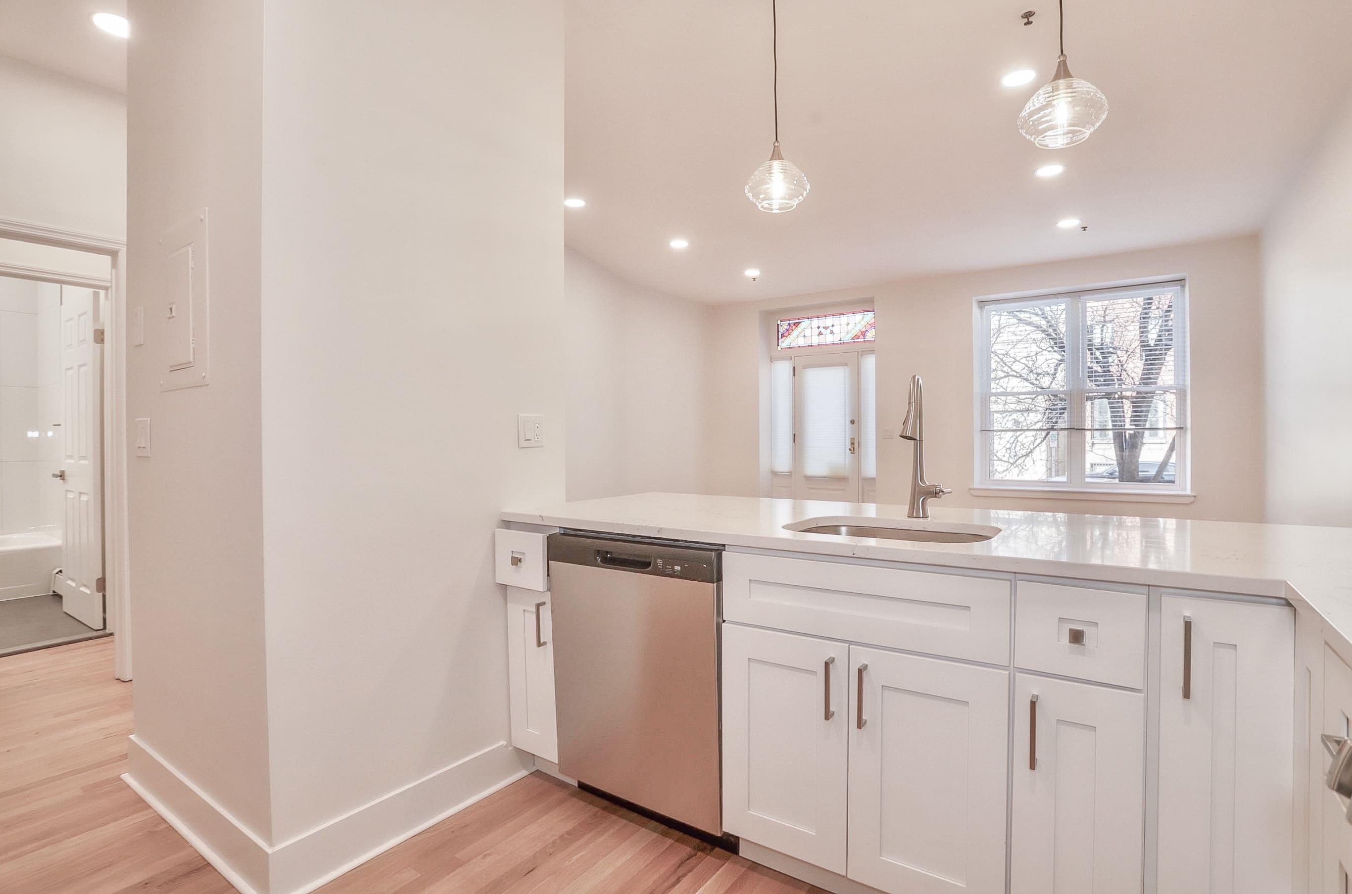 1115 WILLOW AVE Unit: 111