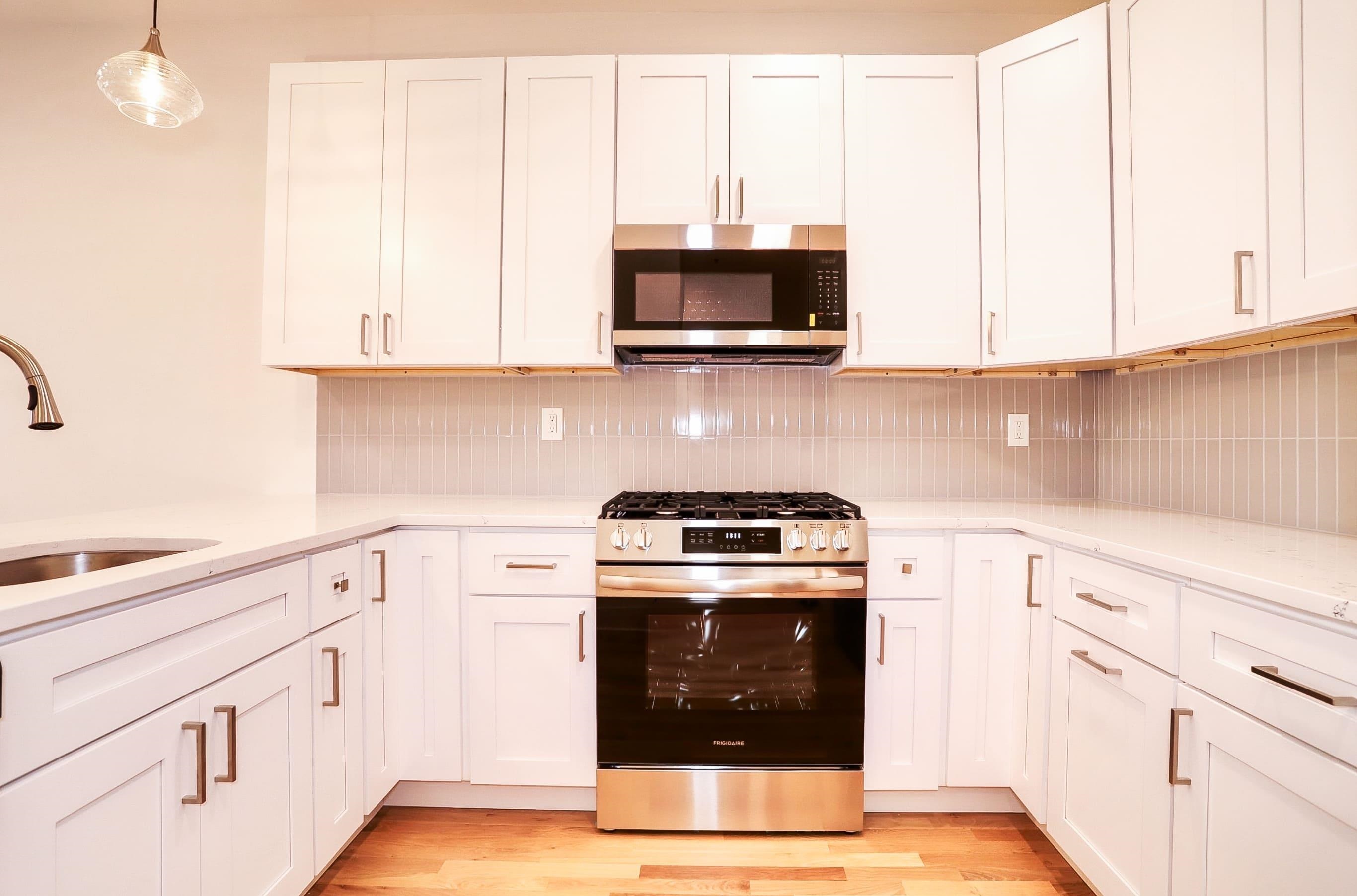 1115 WILLOW AVE Unit: 111