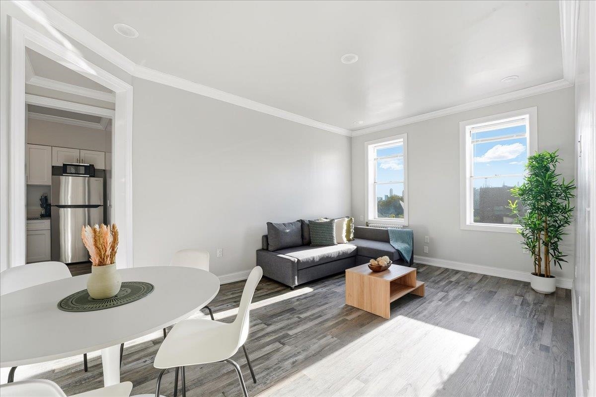 3-5 POTTER PL Unit: 5A