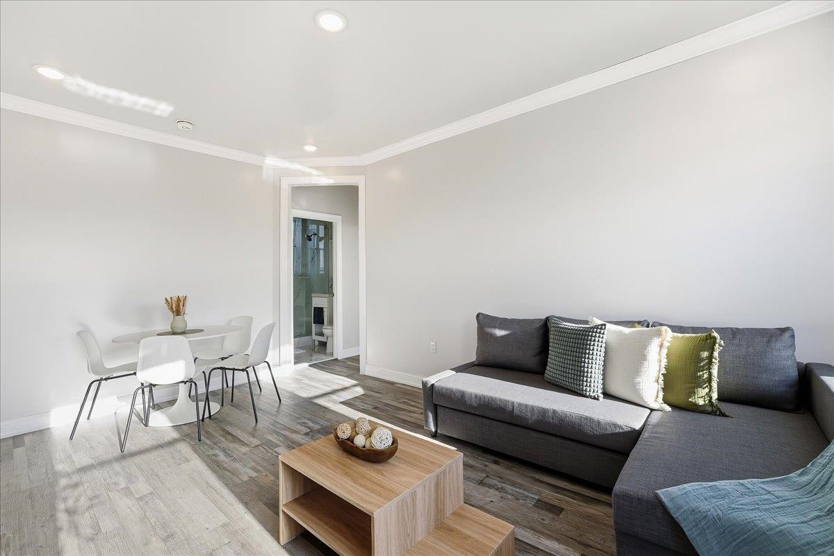 3-5 POTTER PL Unit: 5A