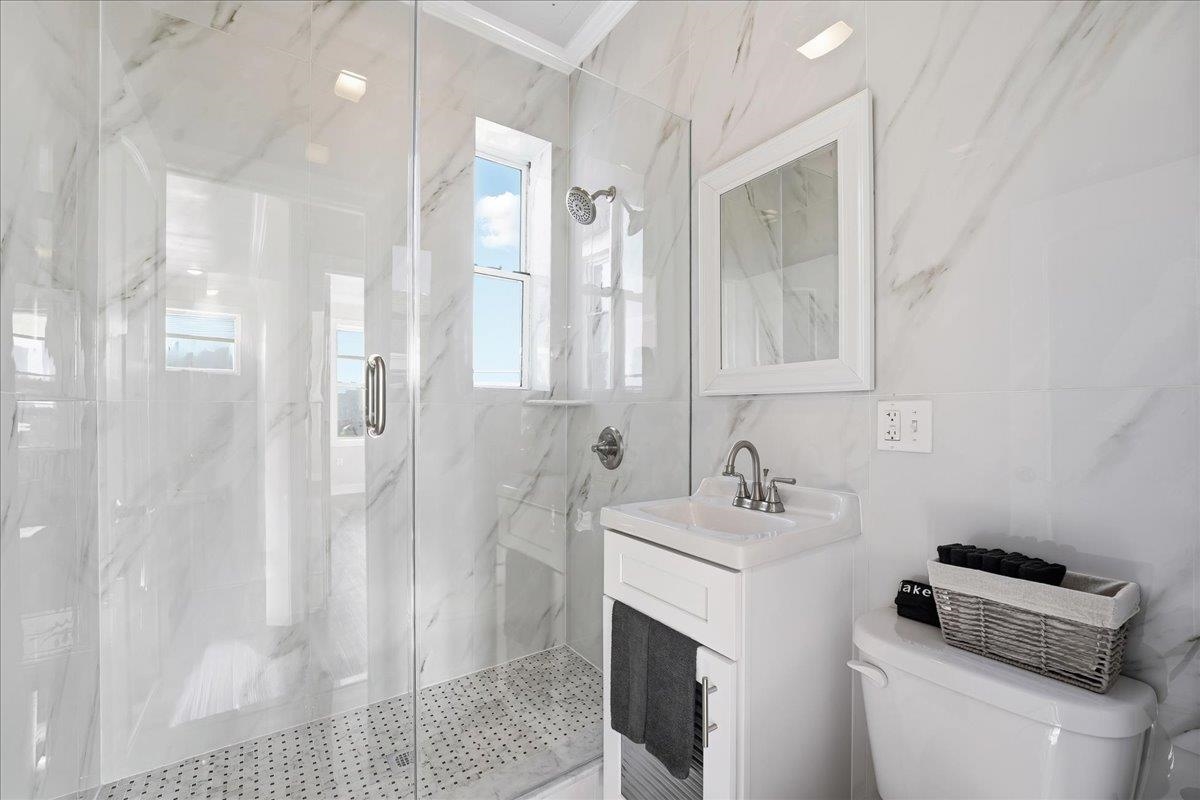 3-5 POTTER PL Unit: 5A