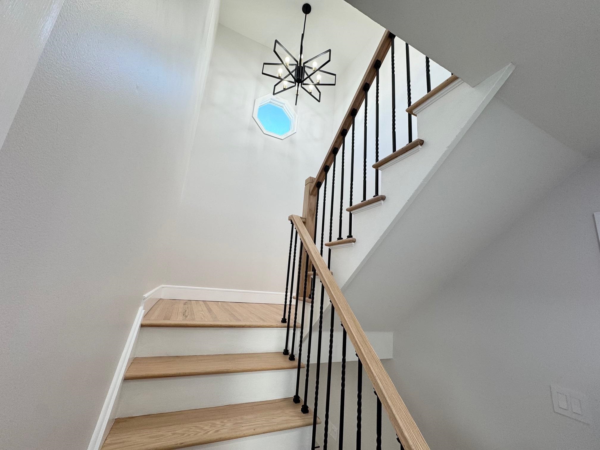 350 MITCHELL AVE Unit: 2