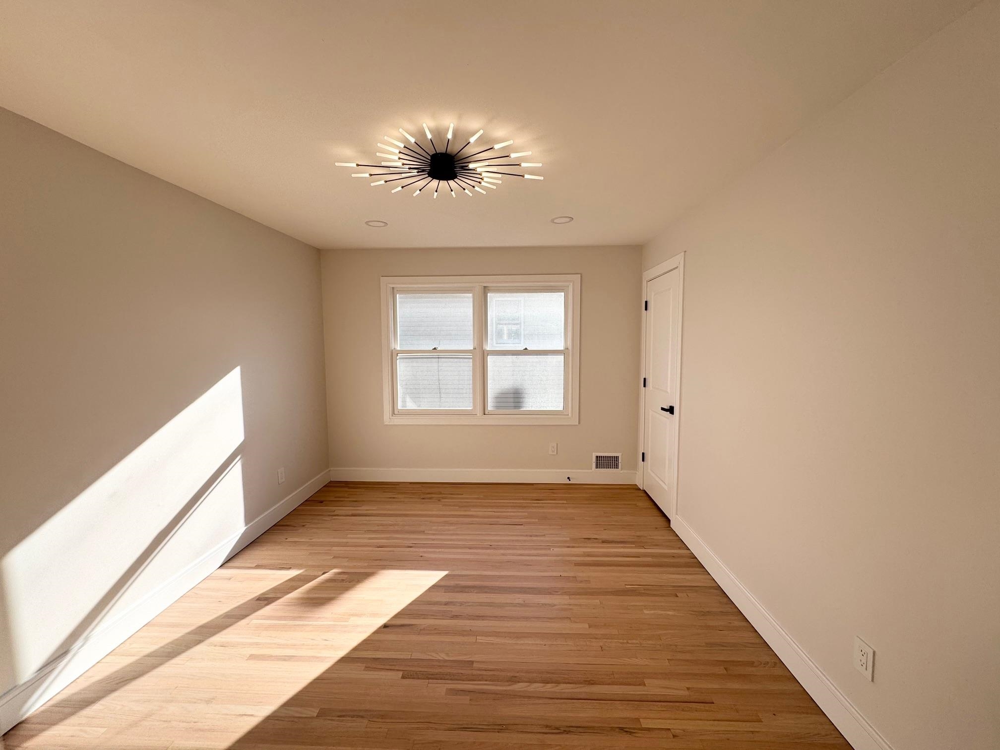 350 MITCHELL AVE Unit: 2