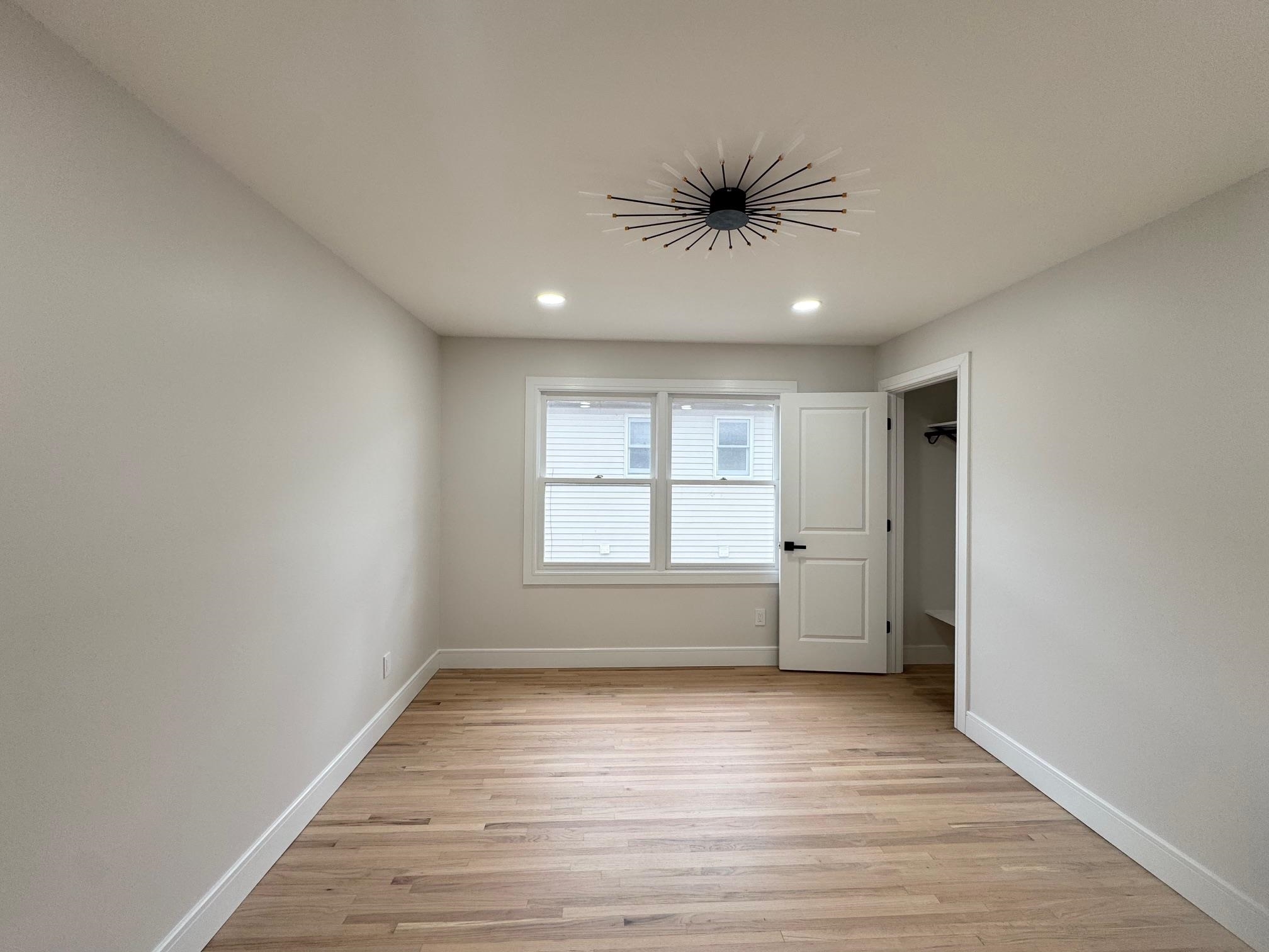 350 MITCHELL AVE Unit: 2