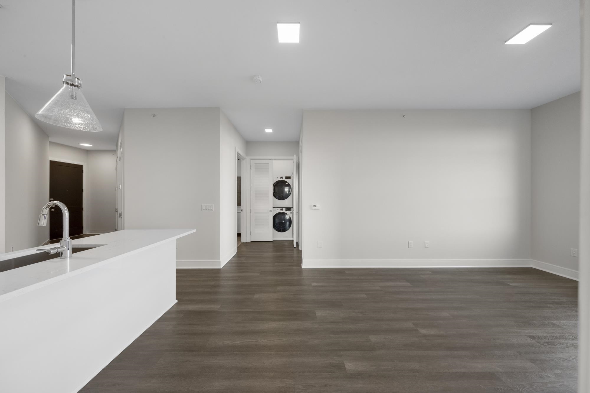 121 34TH ST Unit: 408