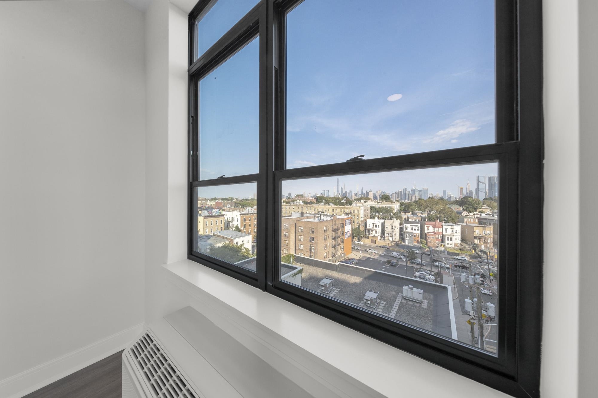 121 34TH ST Unit: 508