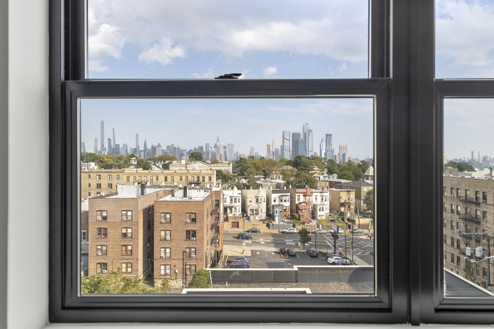 121 34TH ST Unit: 506