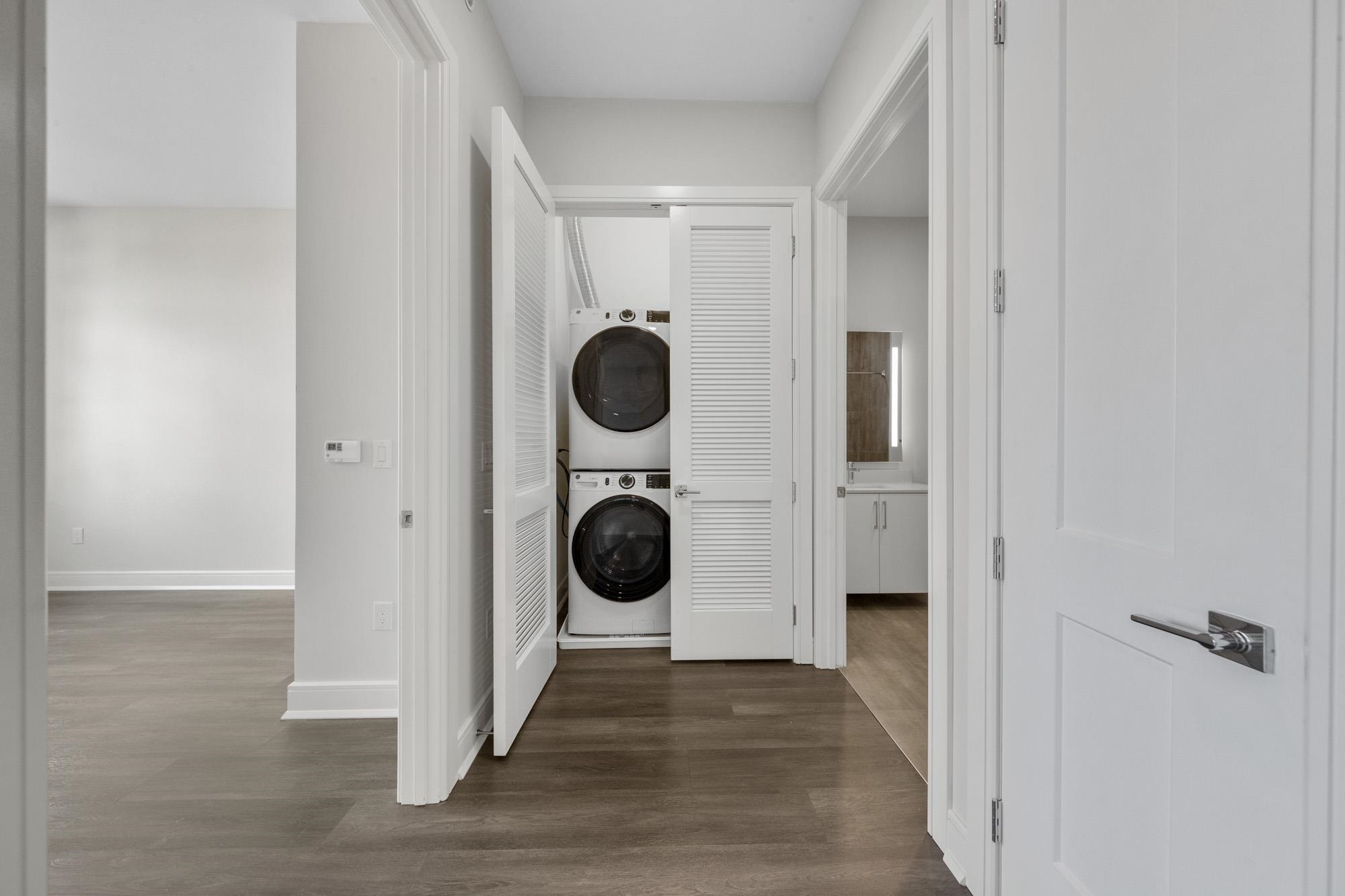 121 34TH ST Unit: 506