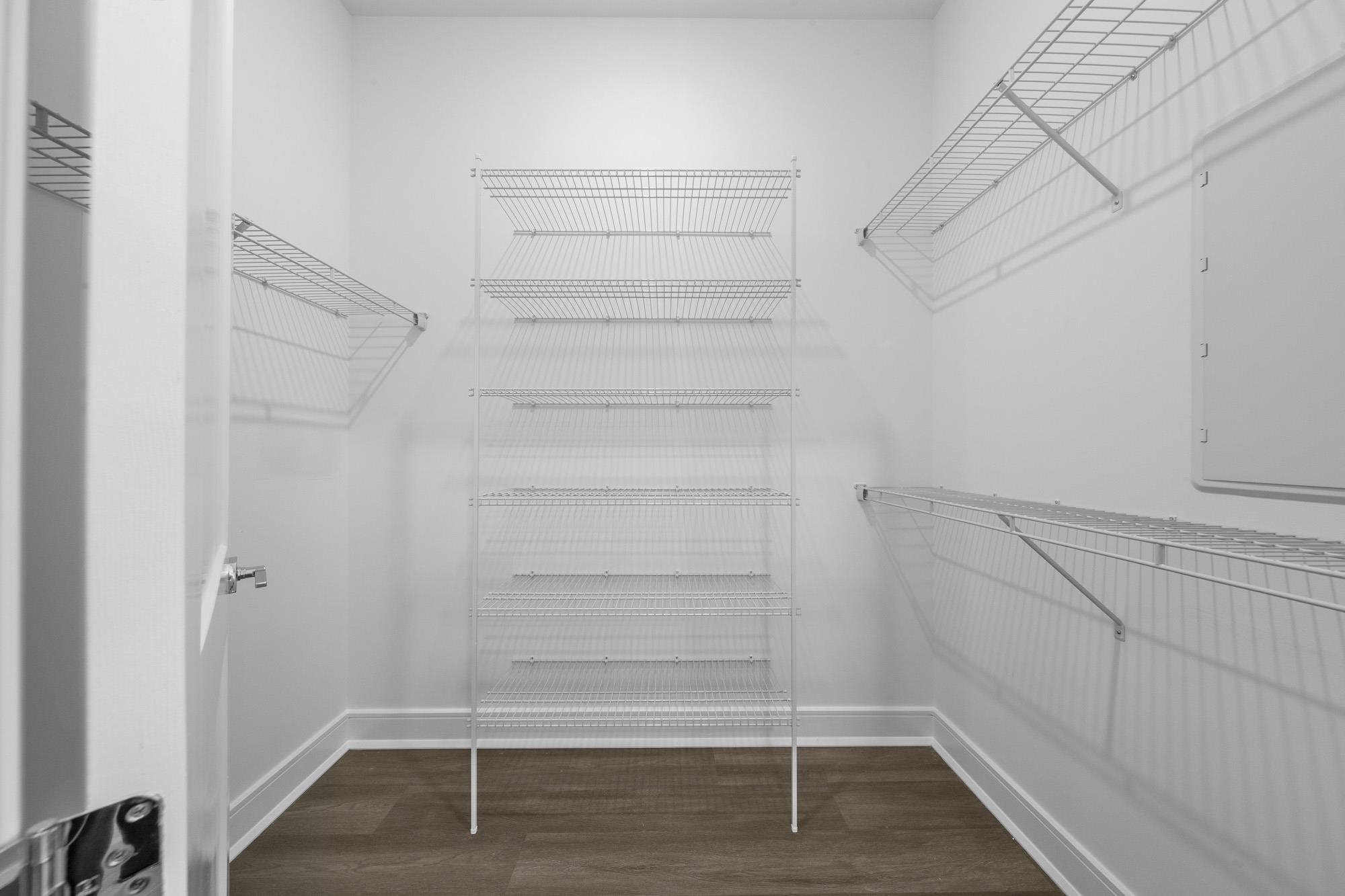 121 34TH ST Unit: 506