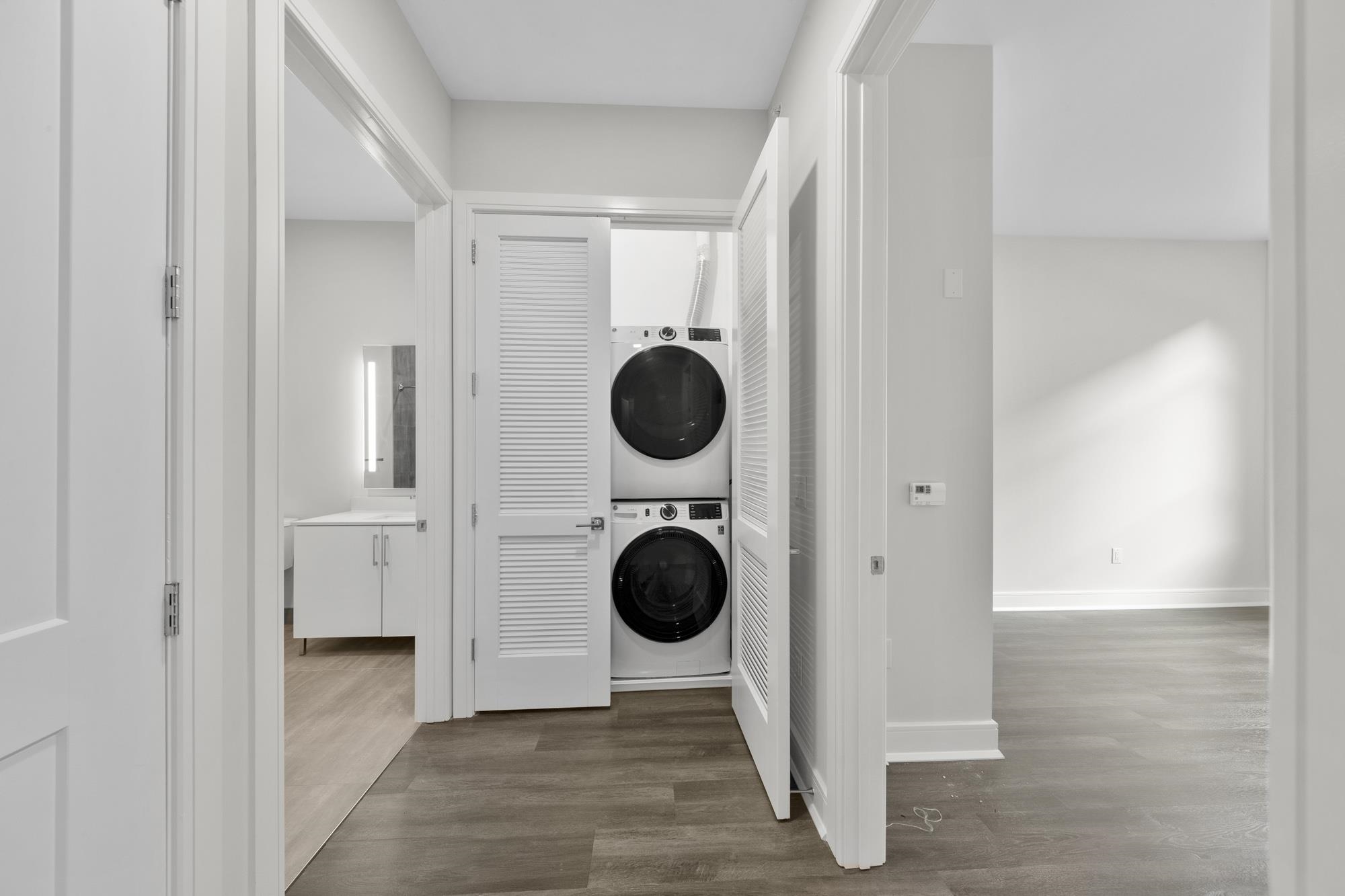 121 34TH ST Unit: 613