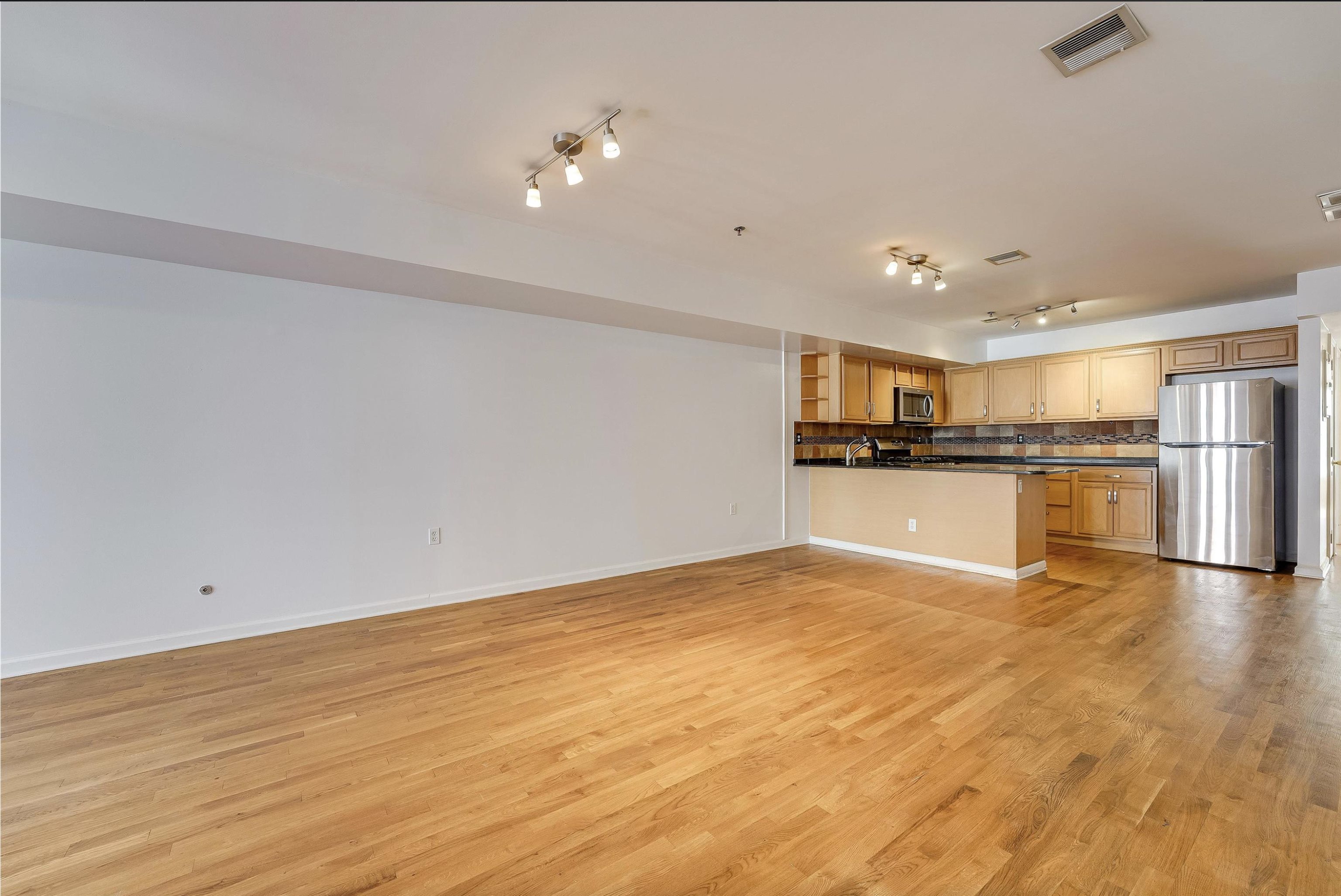 505 MONROE ST Unit: 2A