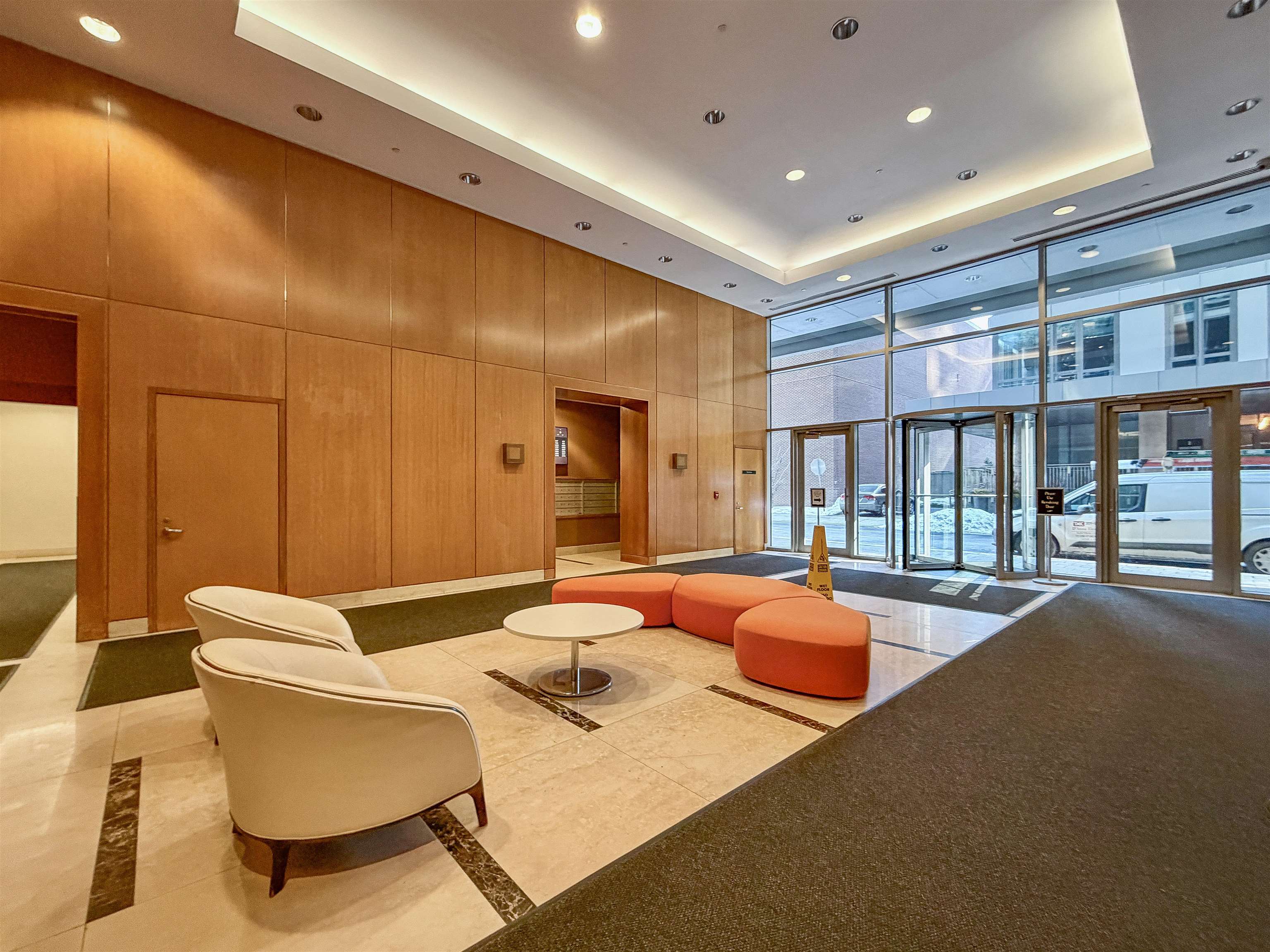 1 SHORE LANE Unit: 2606