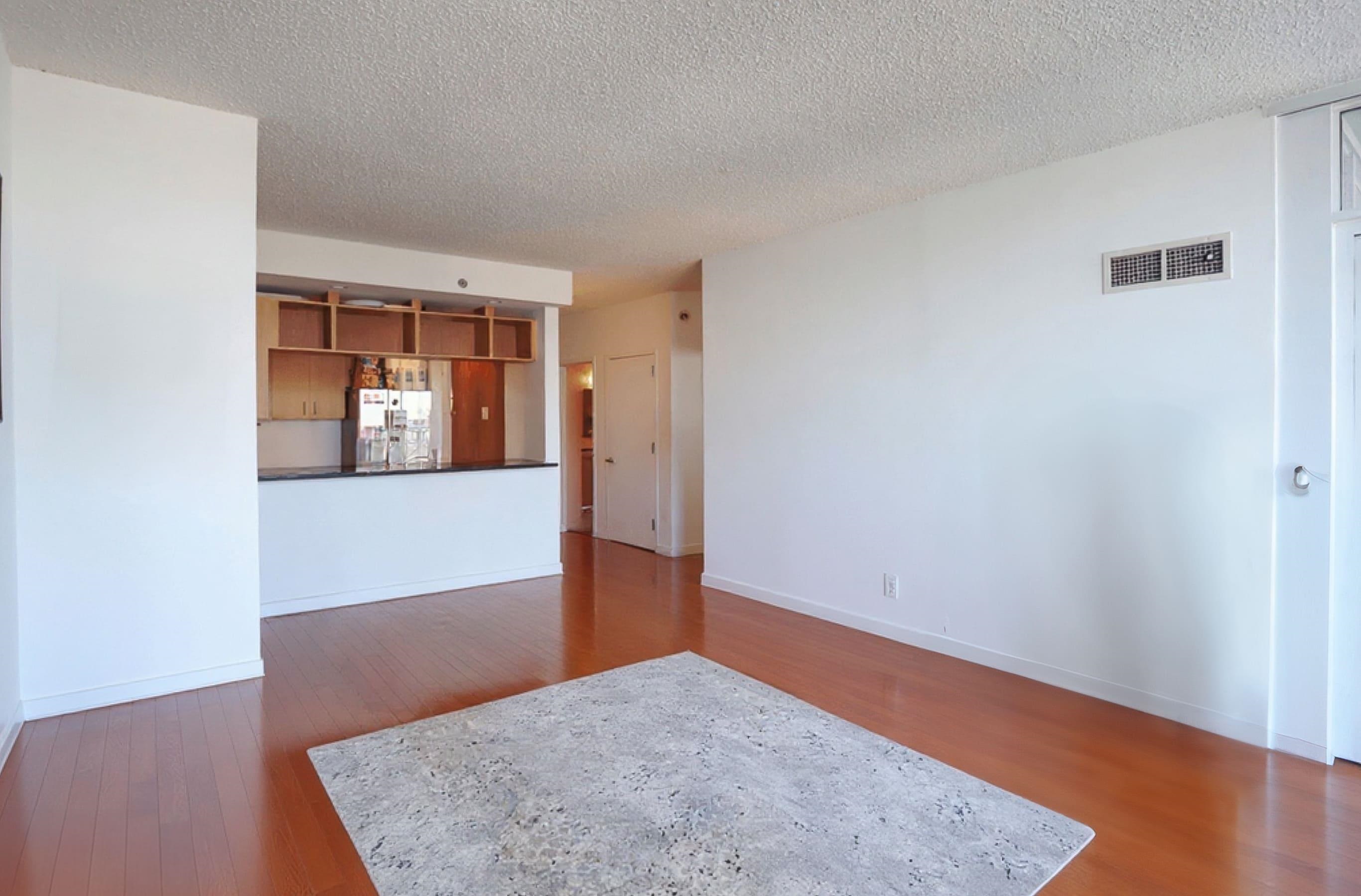 1 SHORE LANE Unit: 2606
