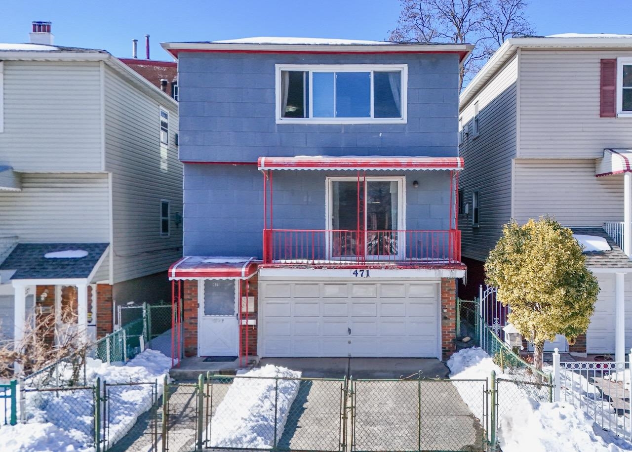 471 MANILA AVE