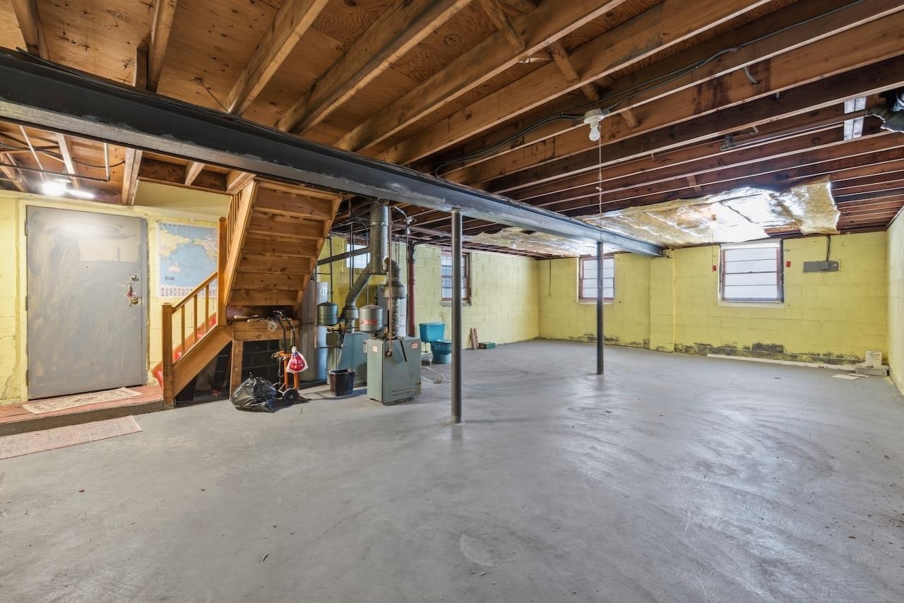 471 MANILA AVE