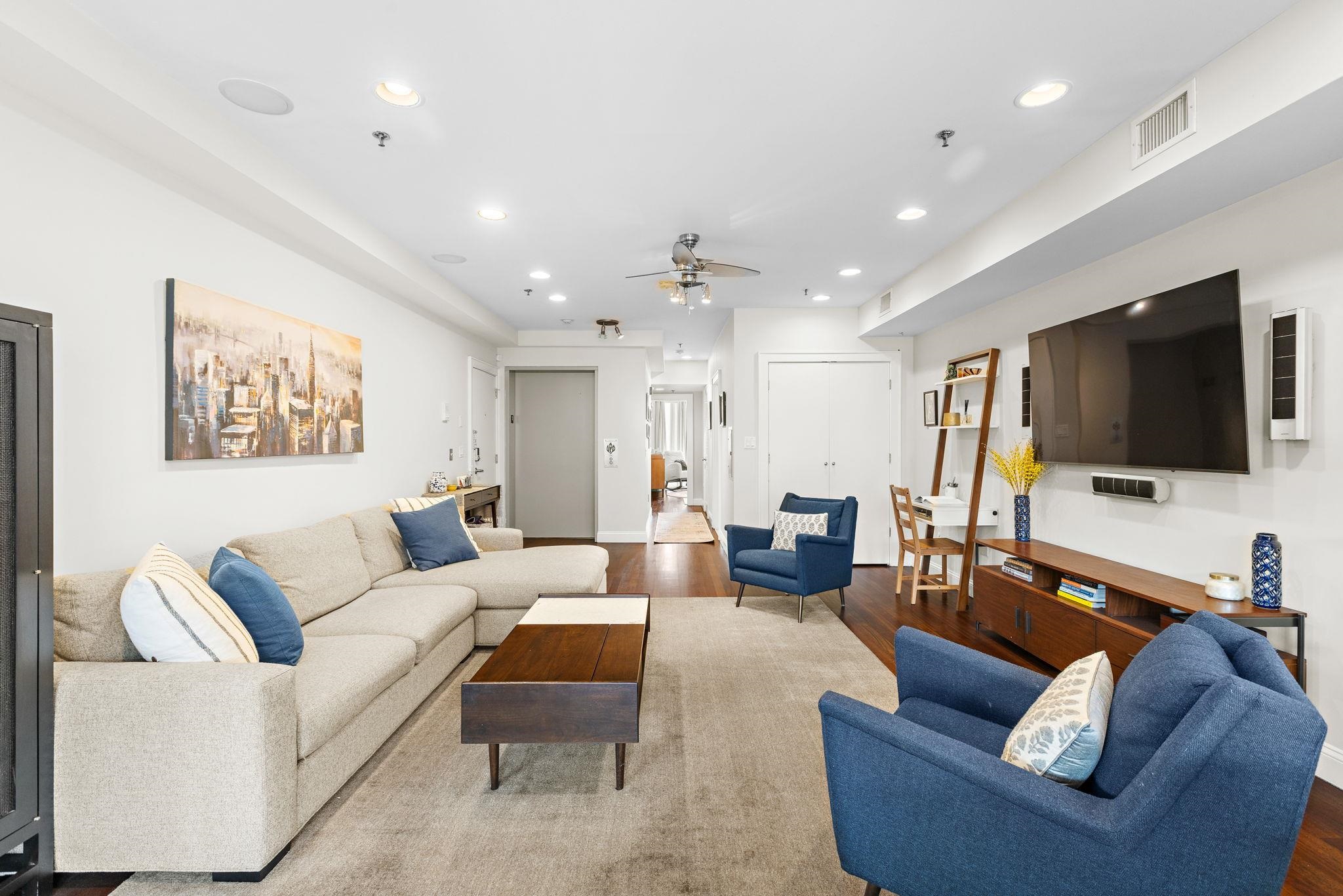 415 ADAMS ST Unit: 3