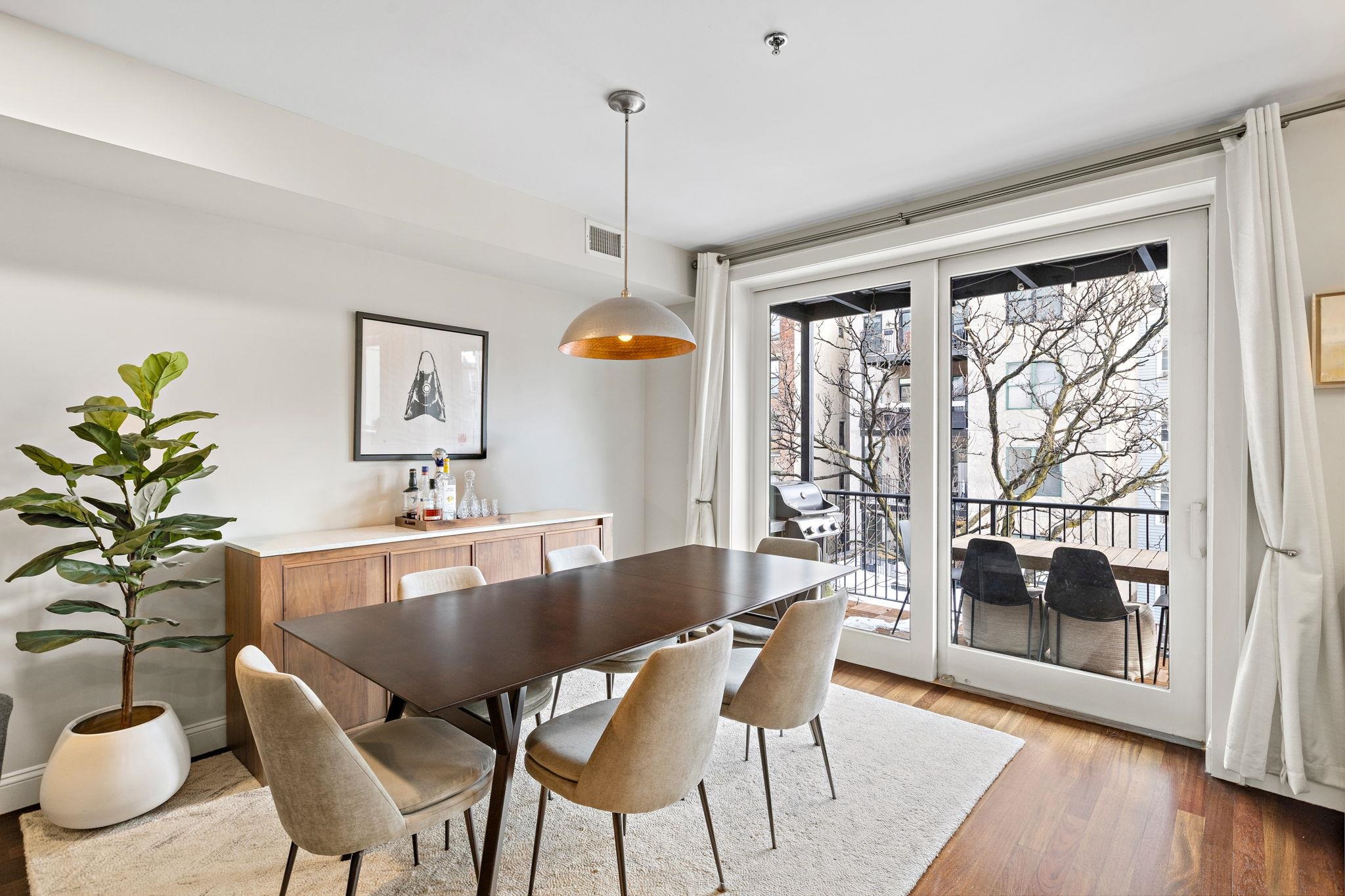 415 ADAMS ST Unit: 3