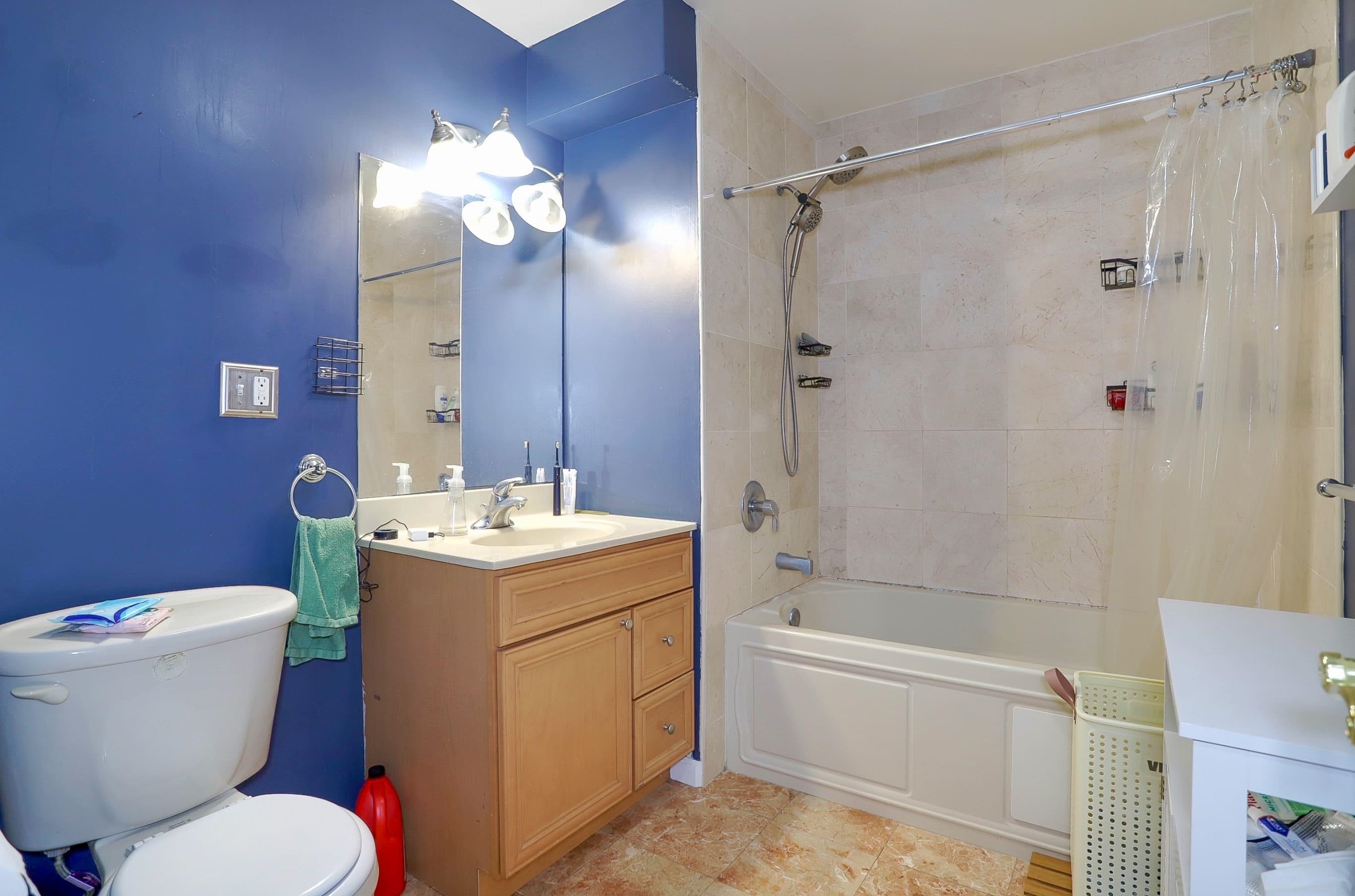 515 GREGORY AVE Unit: 12