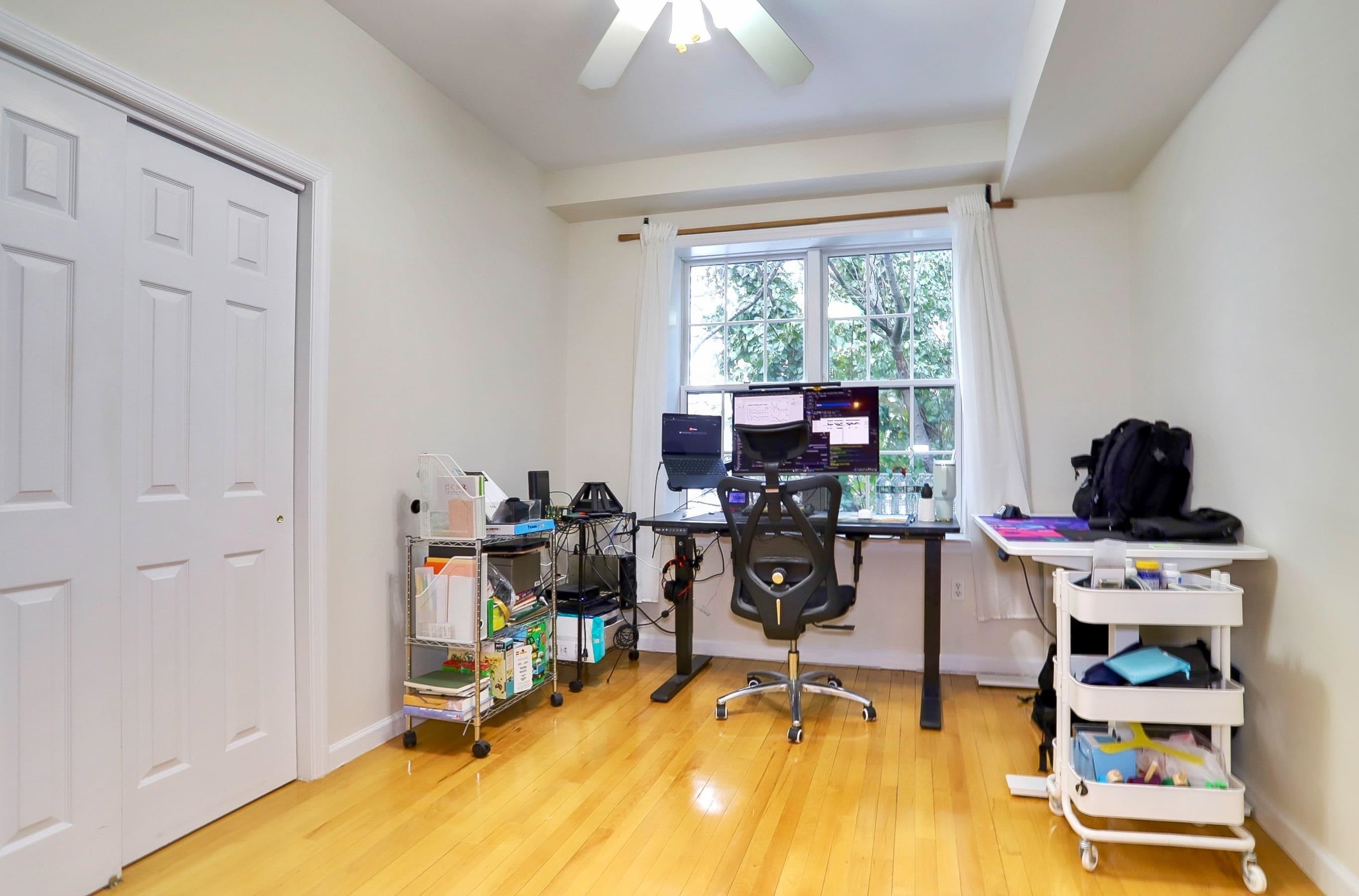 515 GREGORY AVE Unit: 12