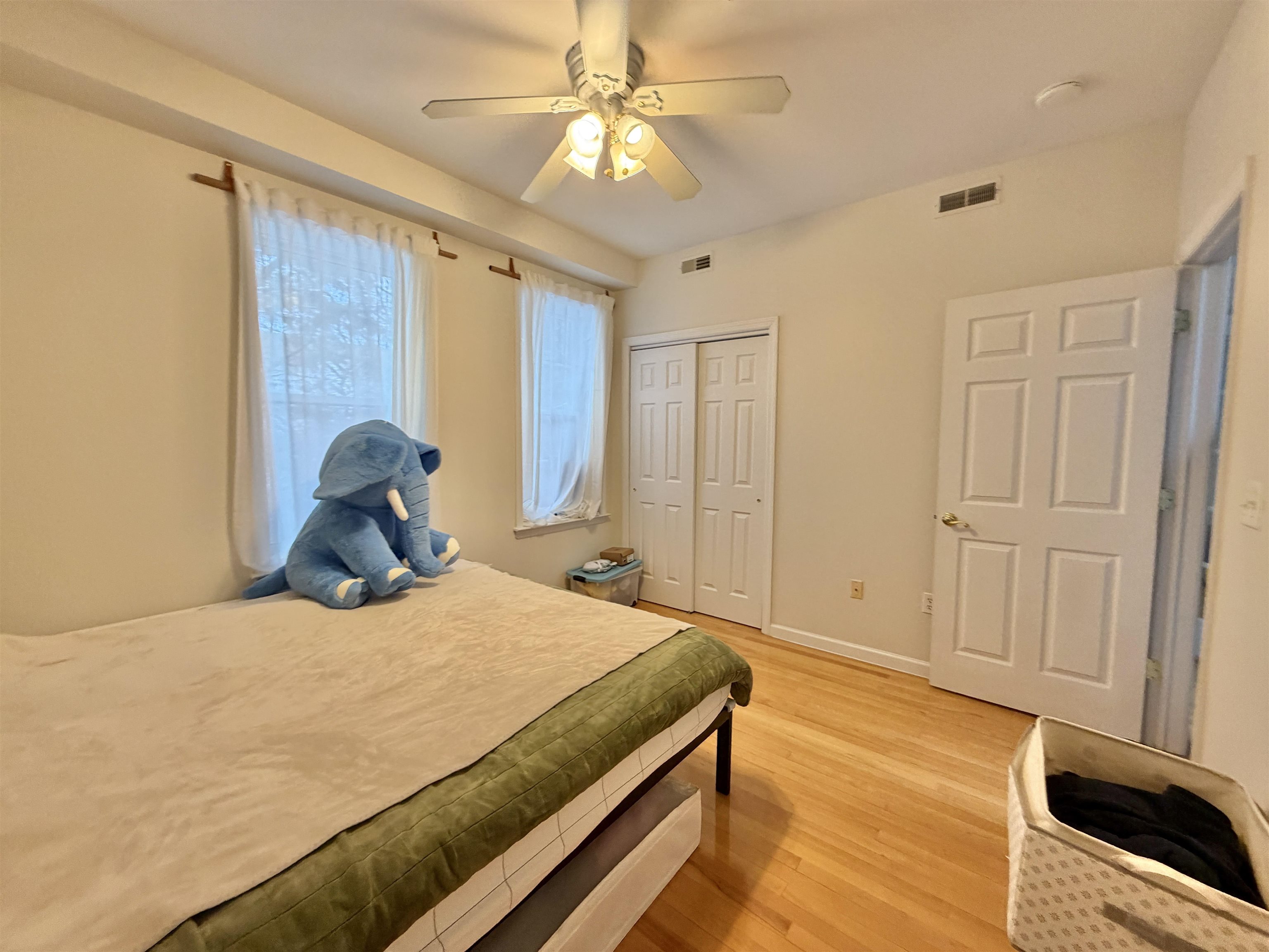 515 GREGORY AVE Unit: 12