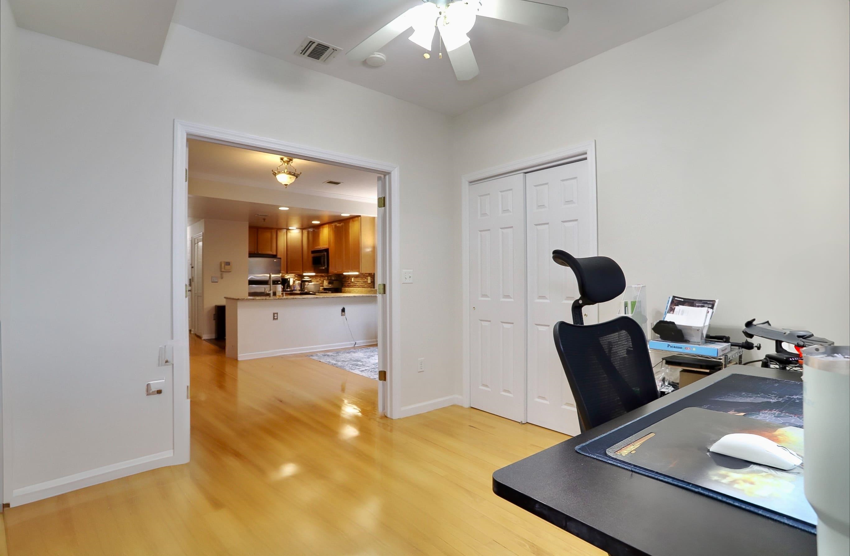 515 GREGORY AVE Unit: 12