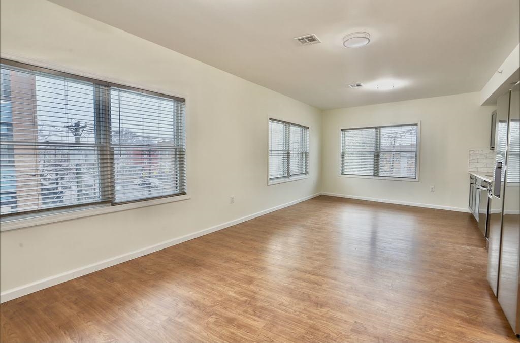 143 ZABRISKIE ST Unit: 2D