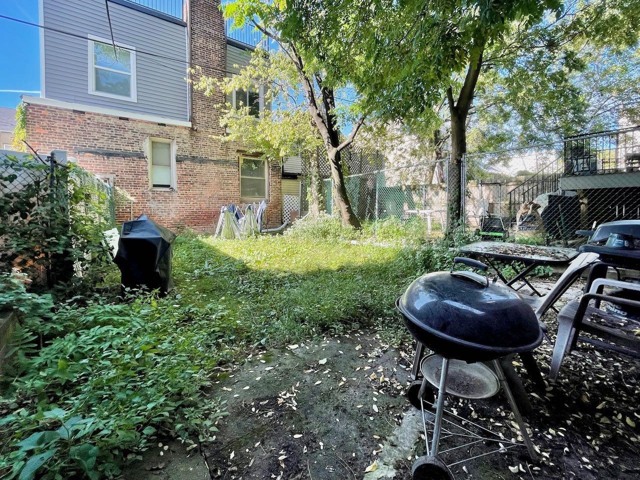 209 OGDEN AVE Unit: 3