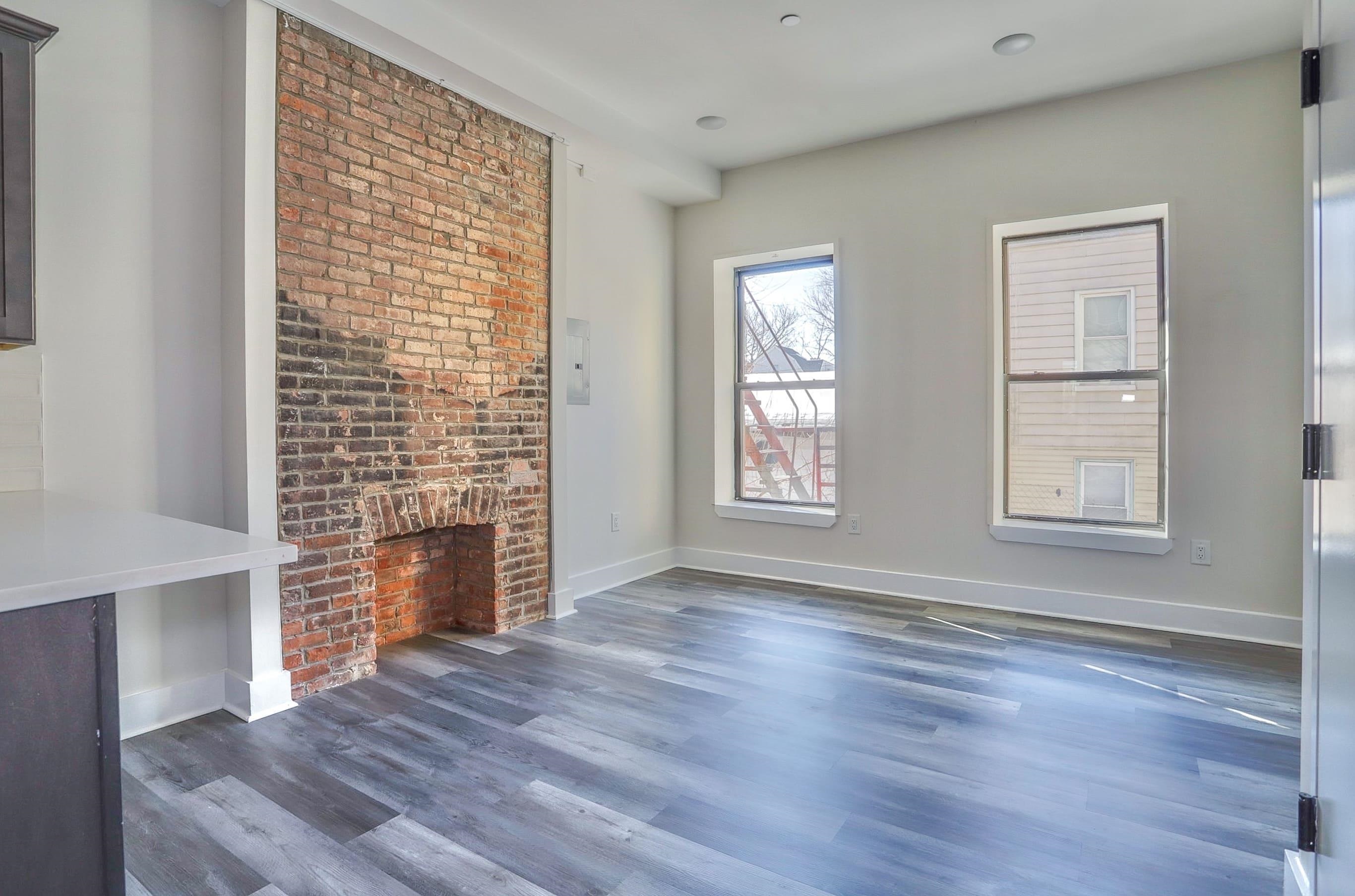 147 GRANT AVE Unit: 2