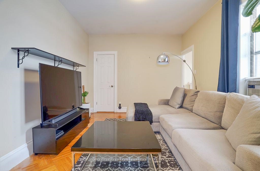 100 PROSPECT ST Unit: 304