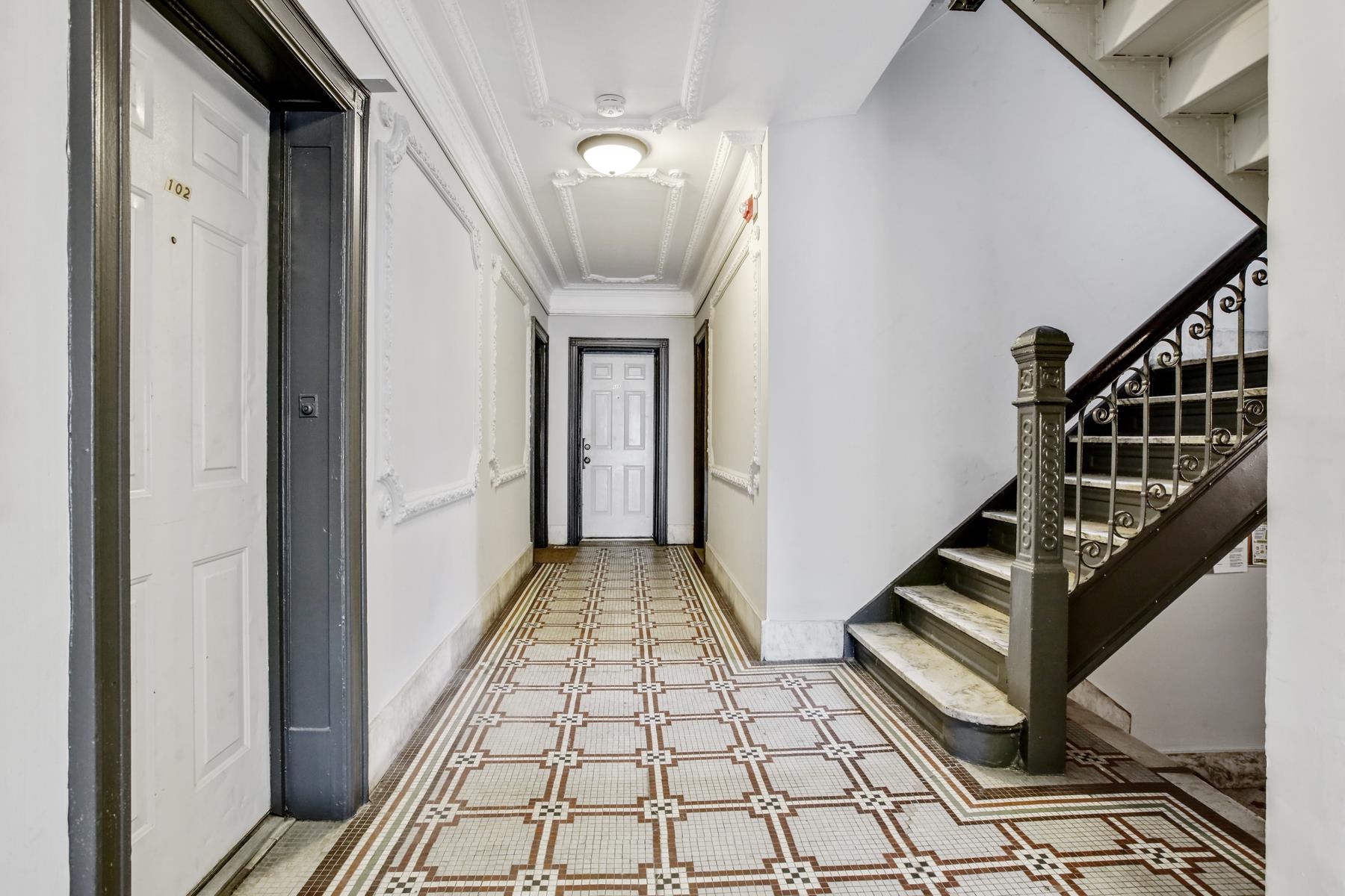 100 PROSPECT ST Unit: 304