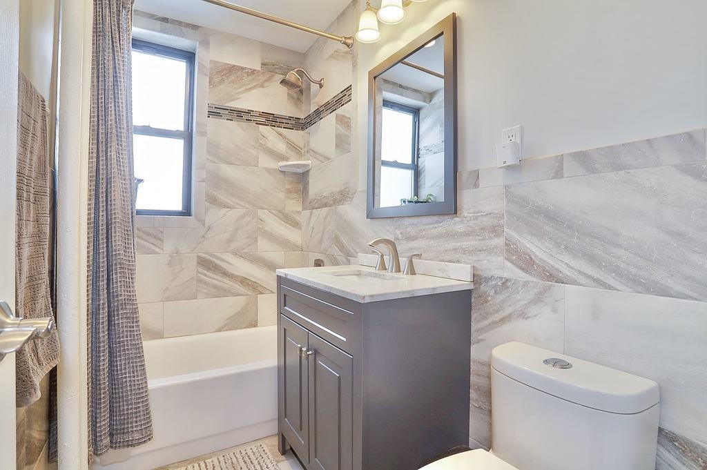 100 PROSPECT ST Unit: 304