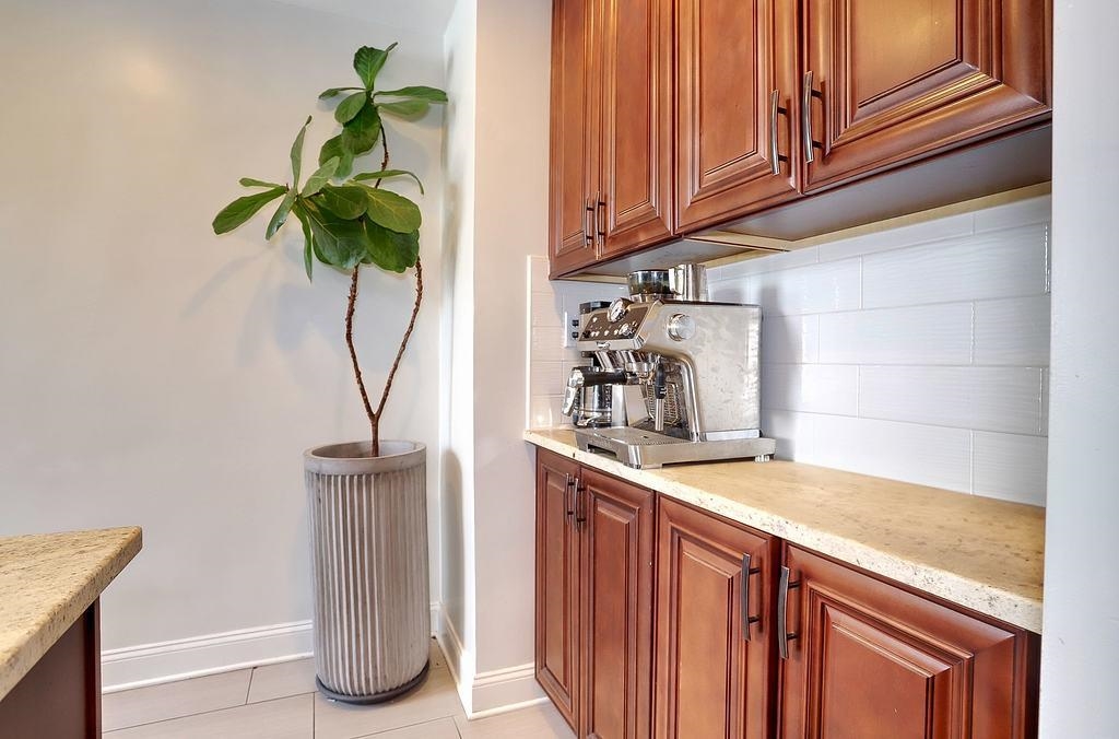 100 PROSPECT ST Unit: 304