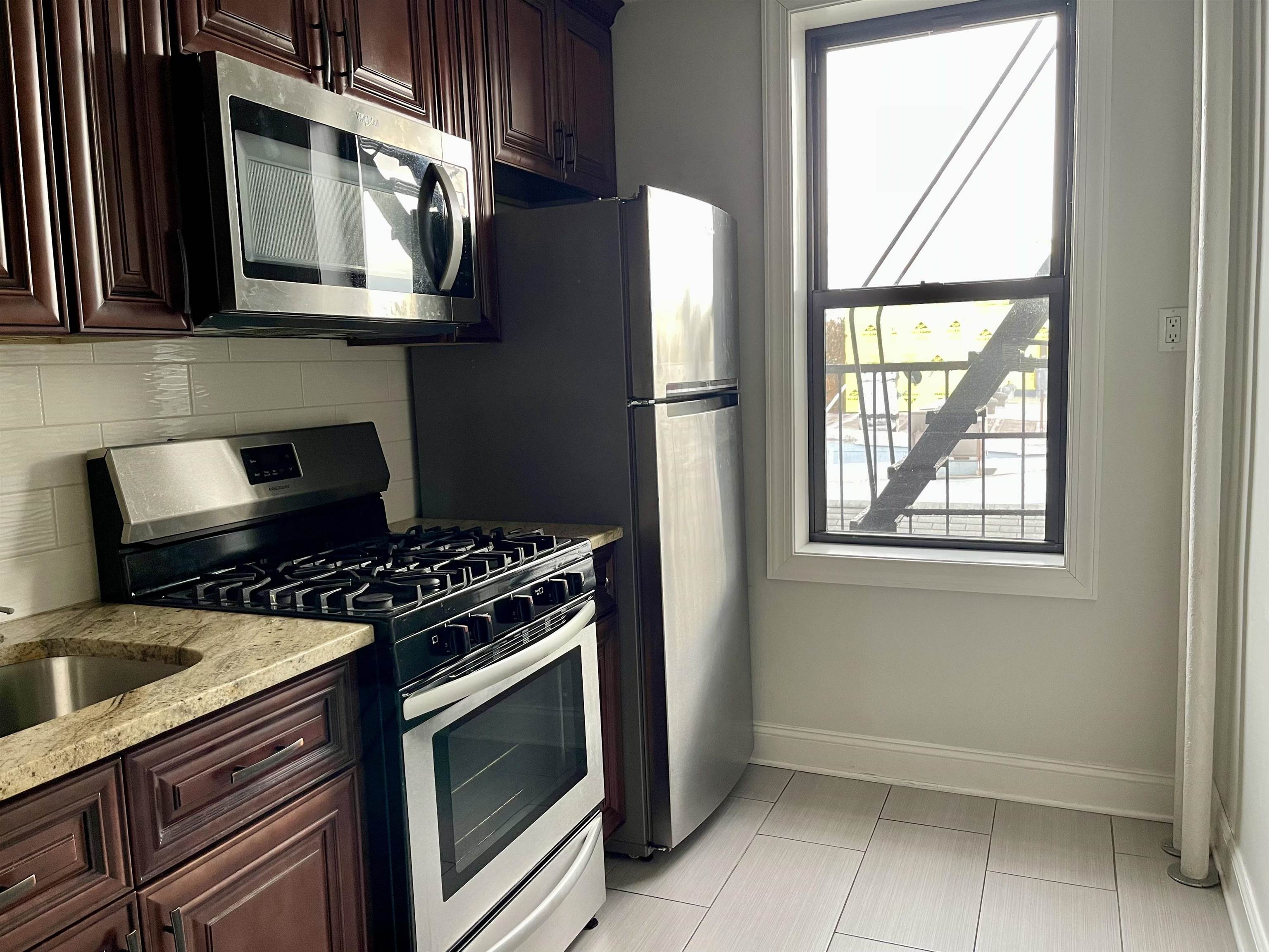 100 PROSPECT ST Unit: 304