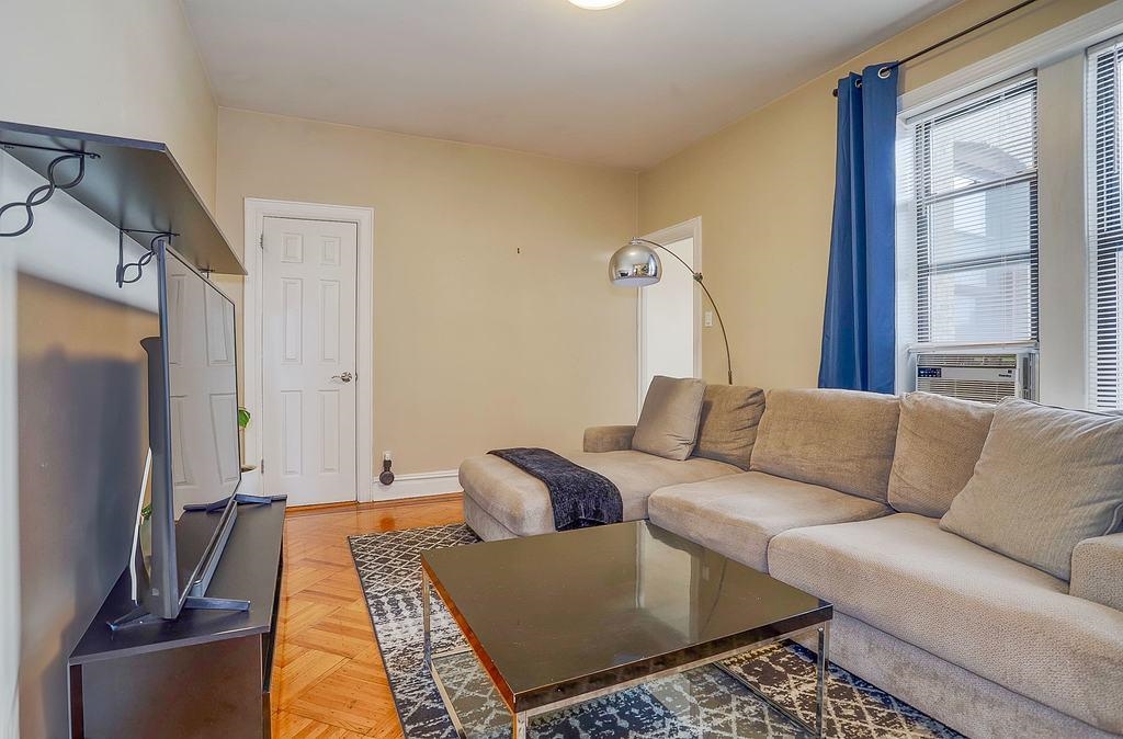100 PROSPECT ST Unit: 304