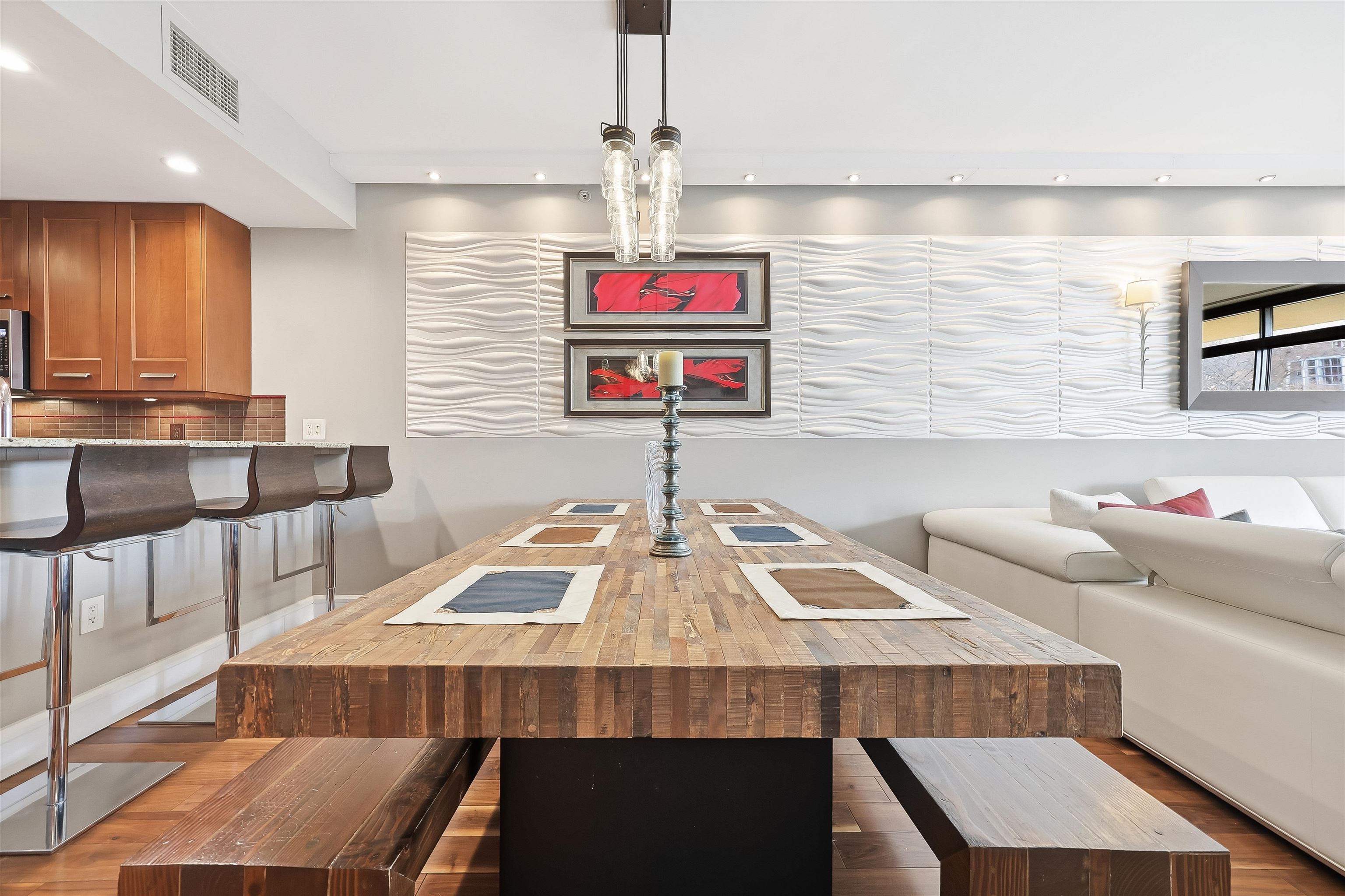 8100 RIVER RD Unit: 401